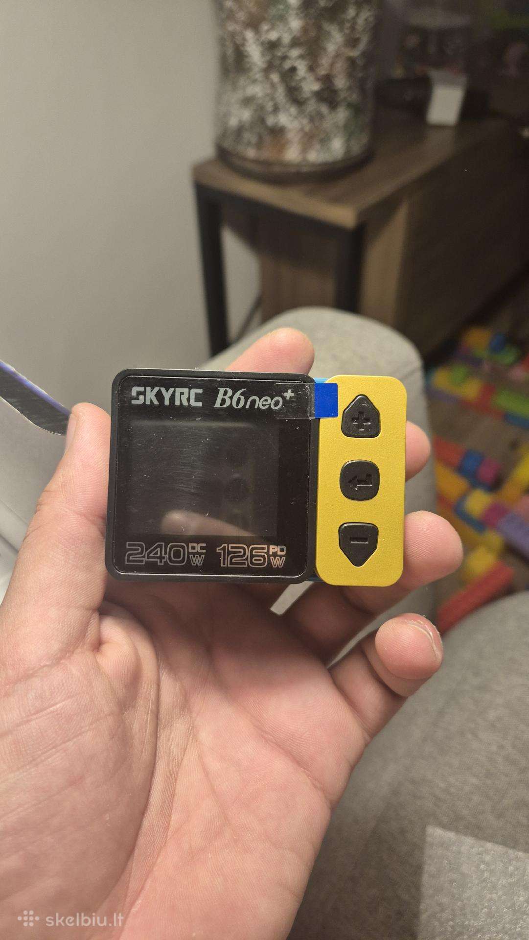 Skyrc b6neo+