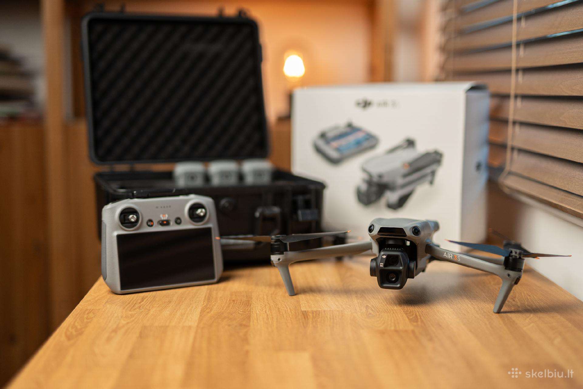 Dji Air 3s Fly More Combo Rc2 su priedais