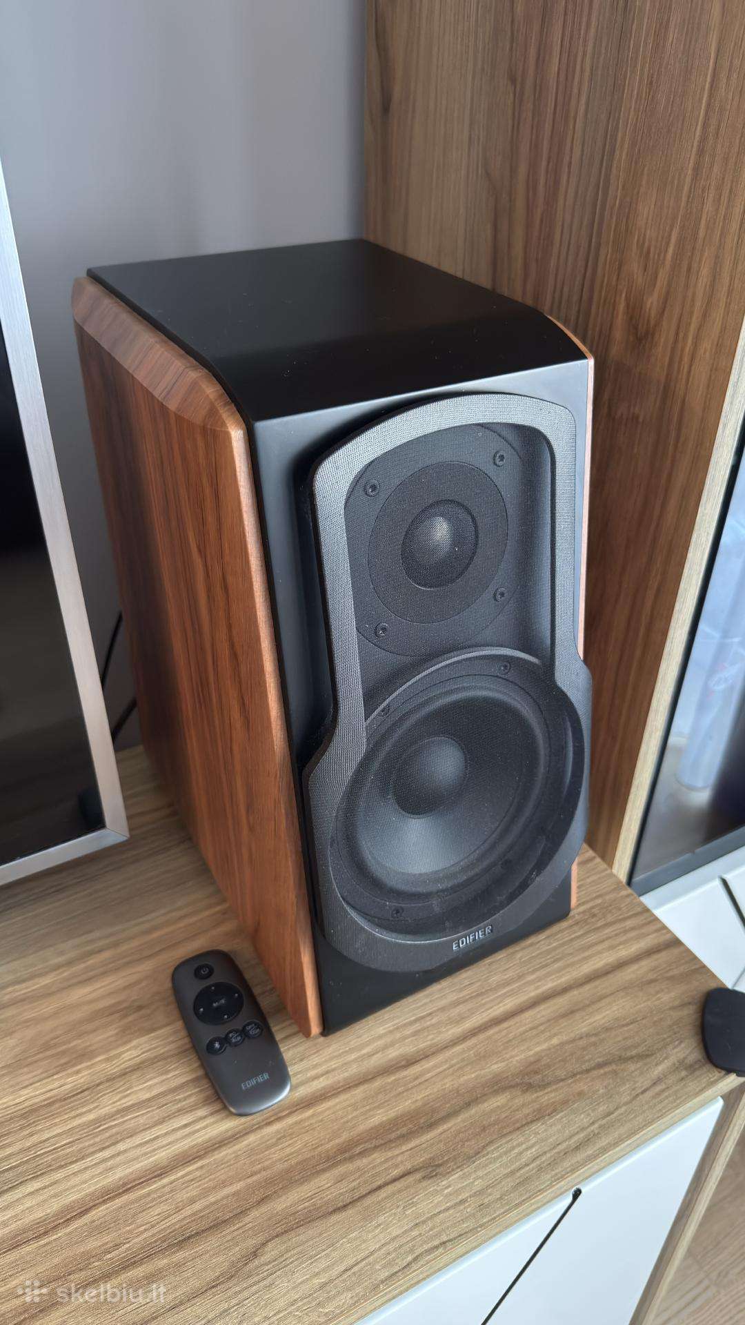 Puikaus stovio Edifier S1000db kolonėlės