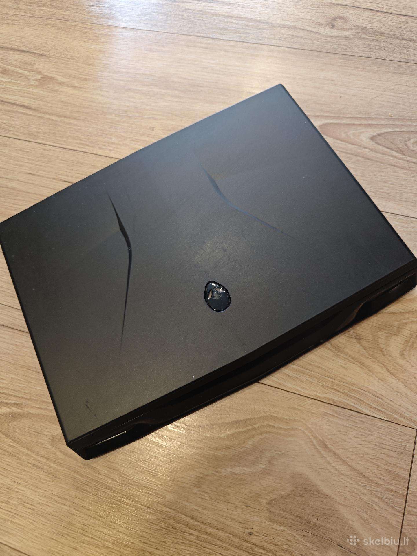 Alienware M14x R1 i7 / 8gb / GT 555m
