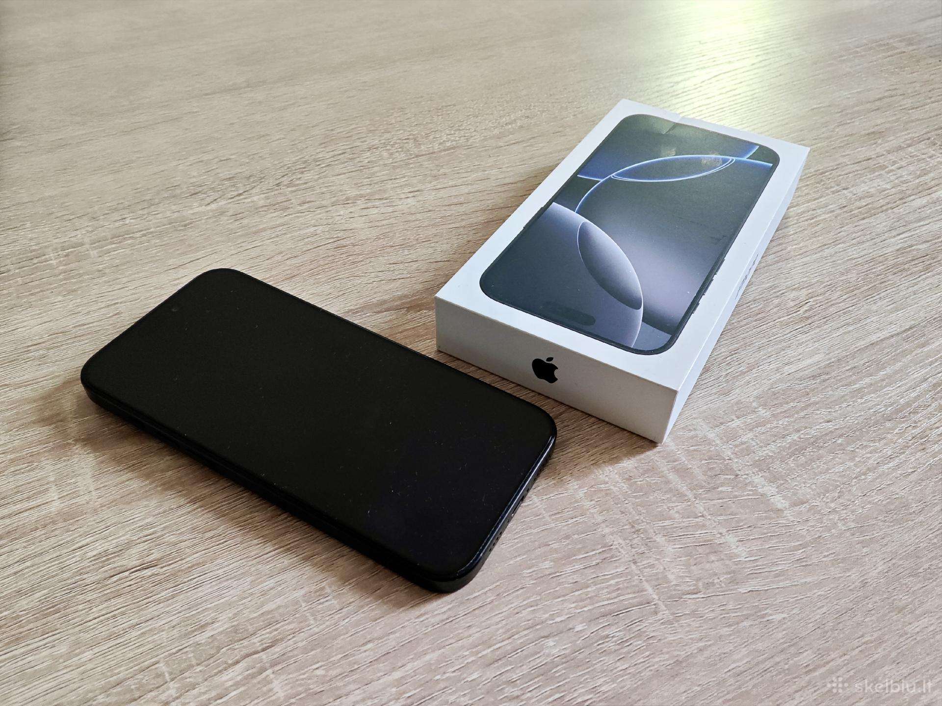 iPhone 16 Pro Max