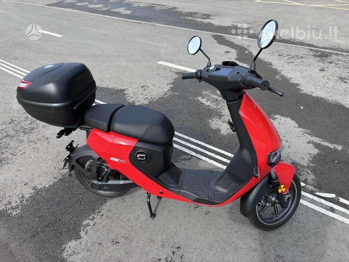 Motoroleris Soco