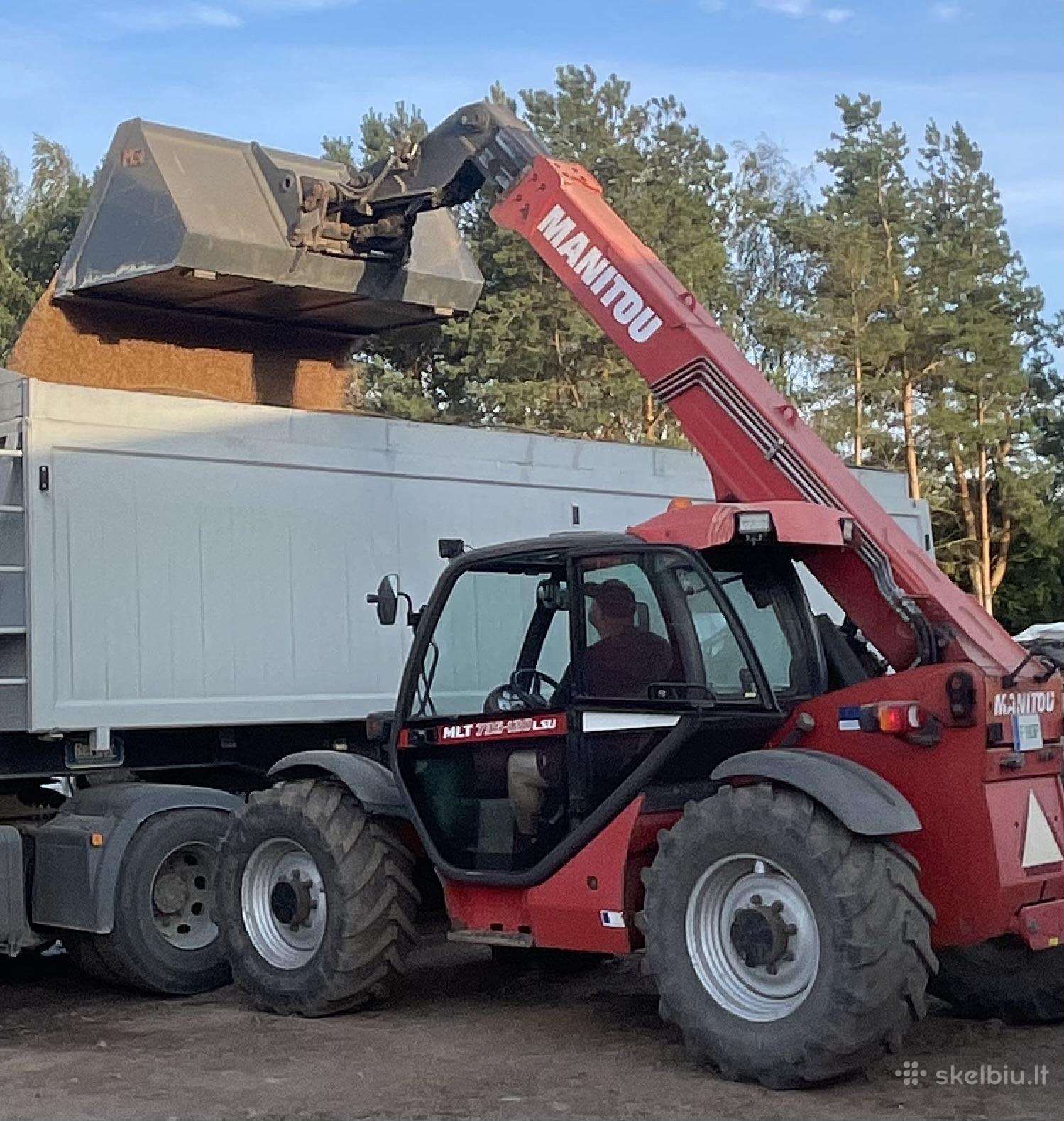 Nuomojamas teleskopinis krautuvas Manitou Mlt735