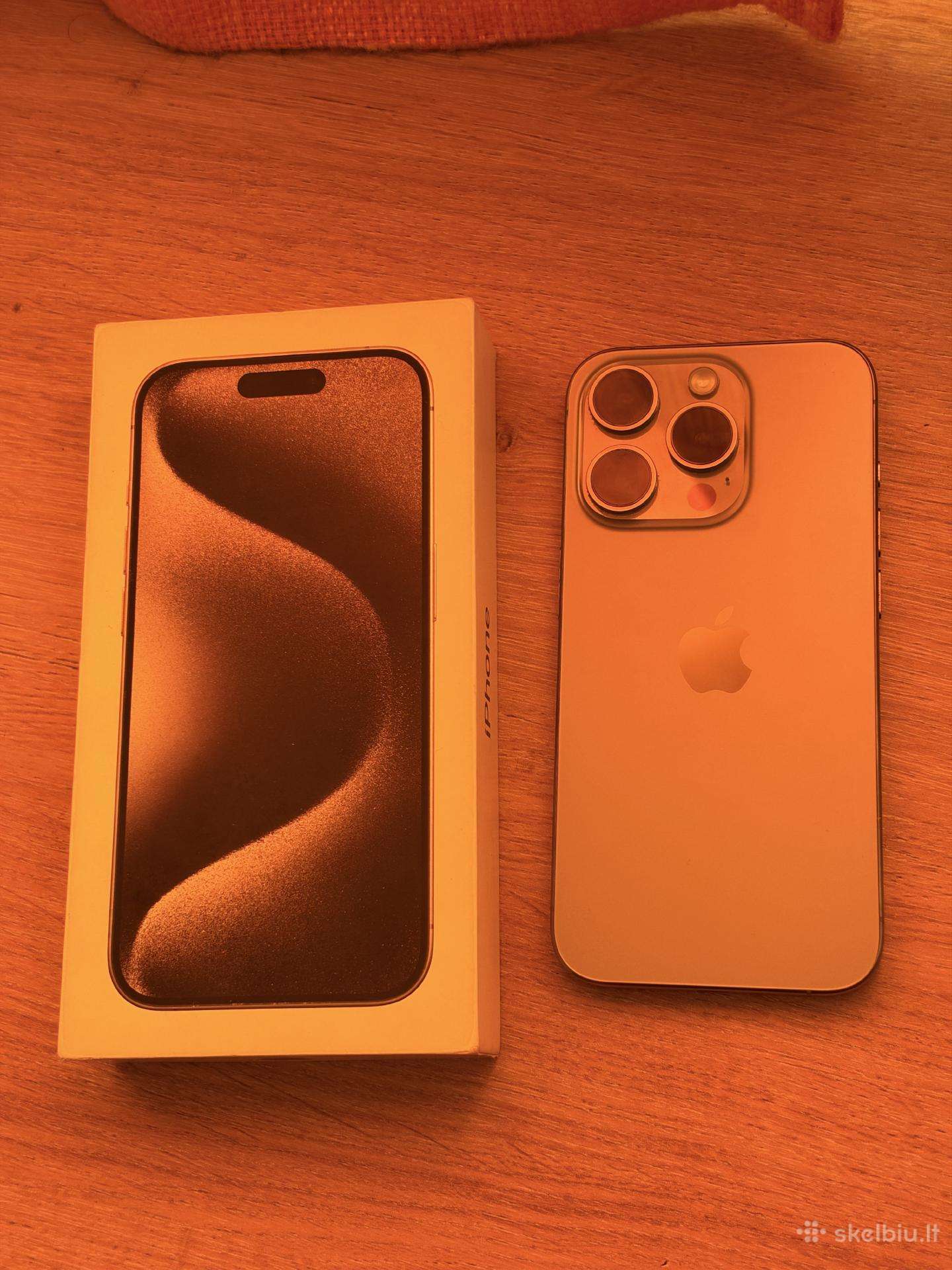 iPhone 15 pro 256gb