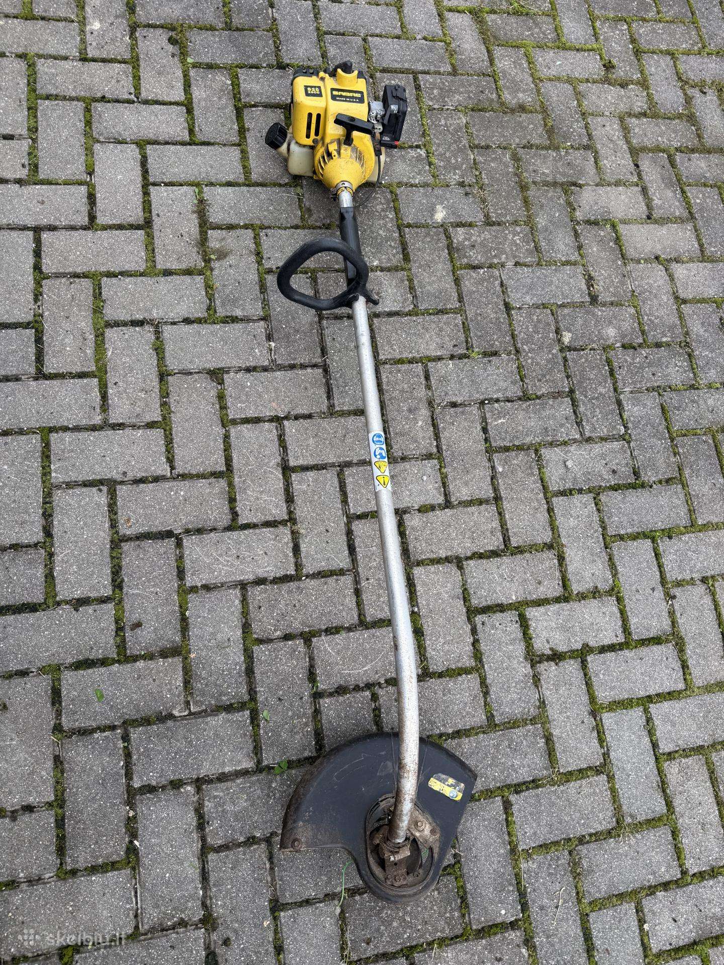 Benzininis trimeris Sabre S25