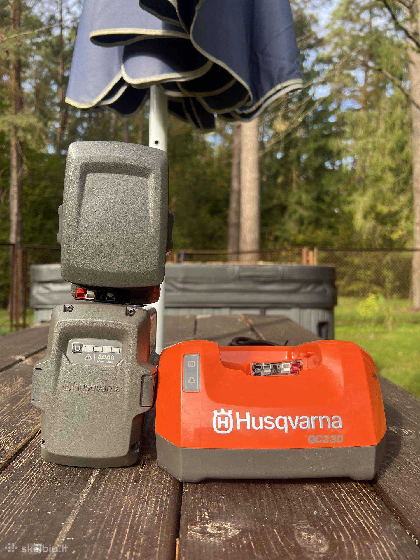 Husqvarna Qc330 +2x bli110 baterijos
