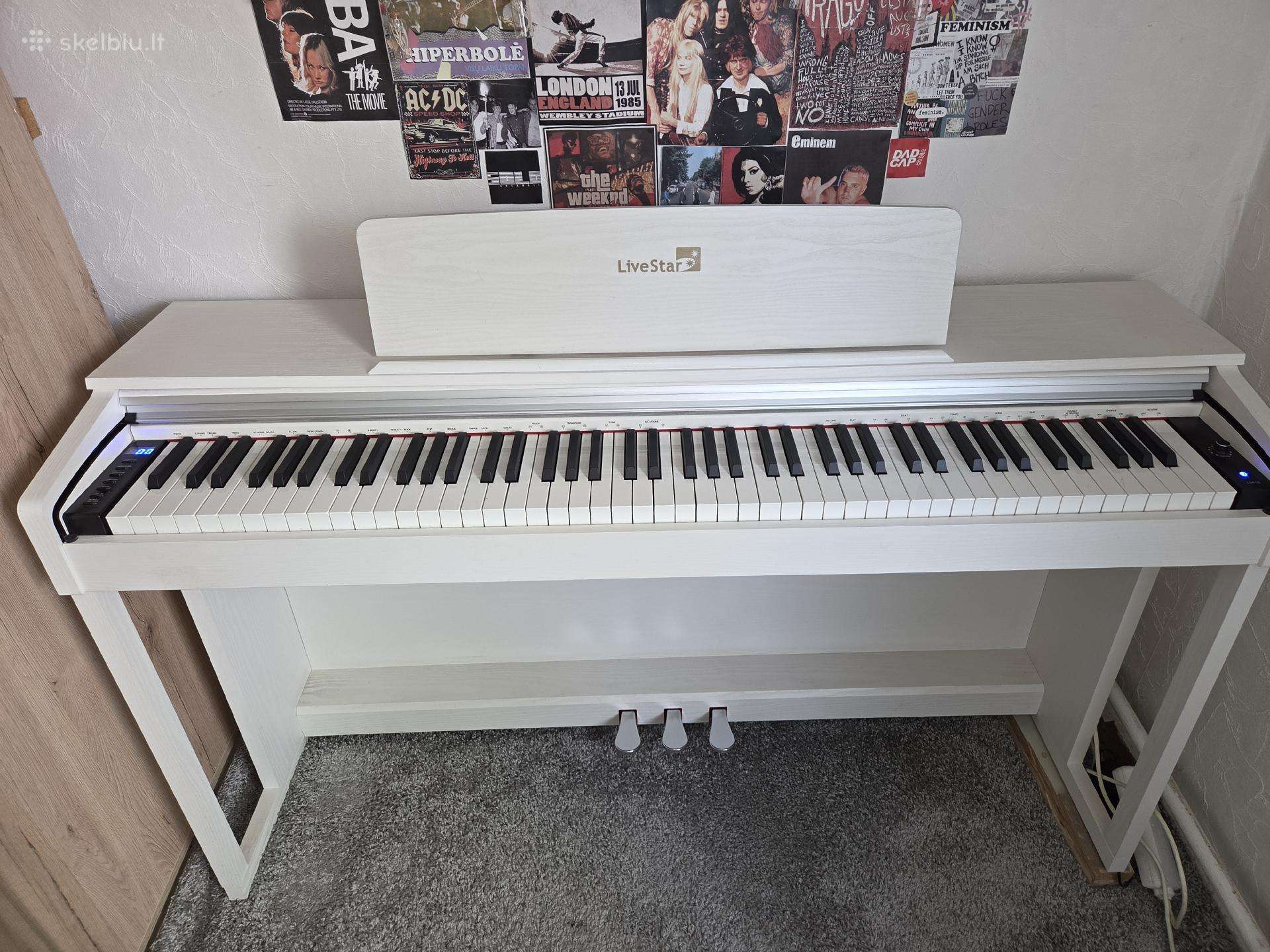 Parduodamas naudotas elekrinis pianinas Livestar
