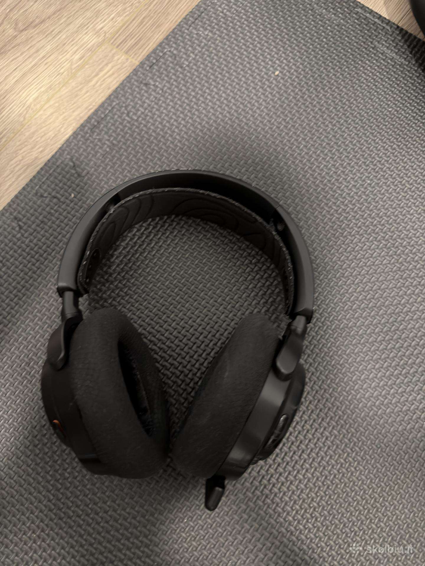 Steelseries Arctis Nova 7 ausines
