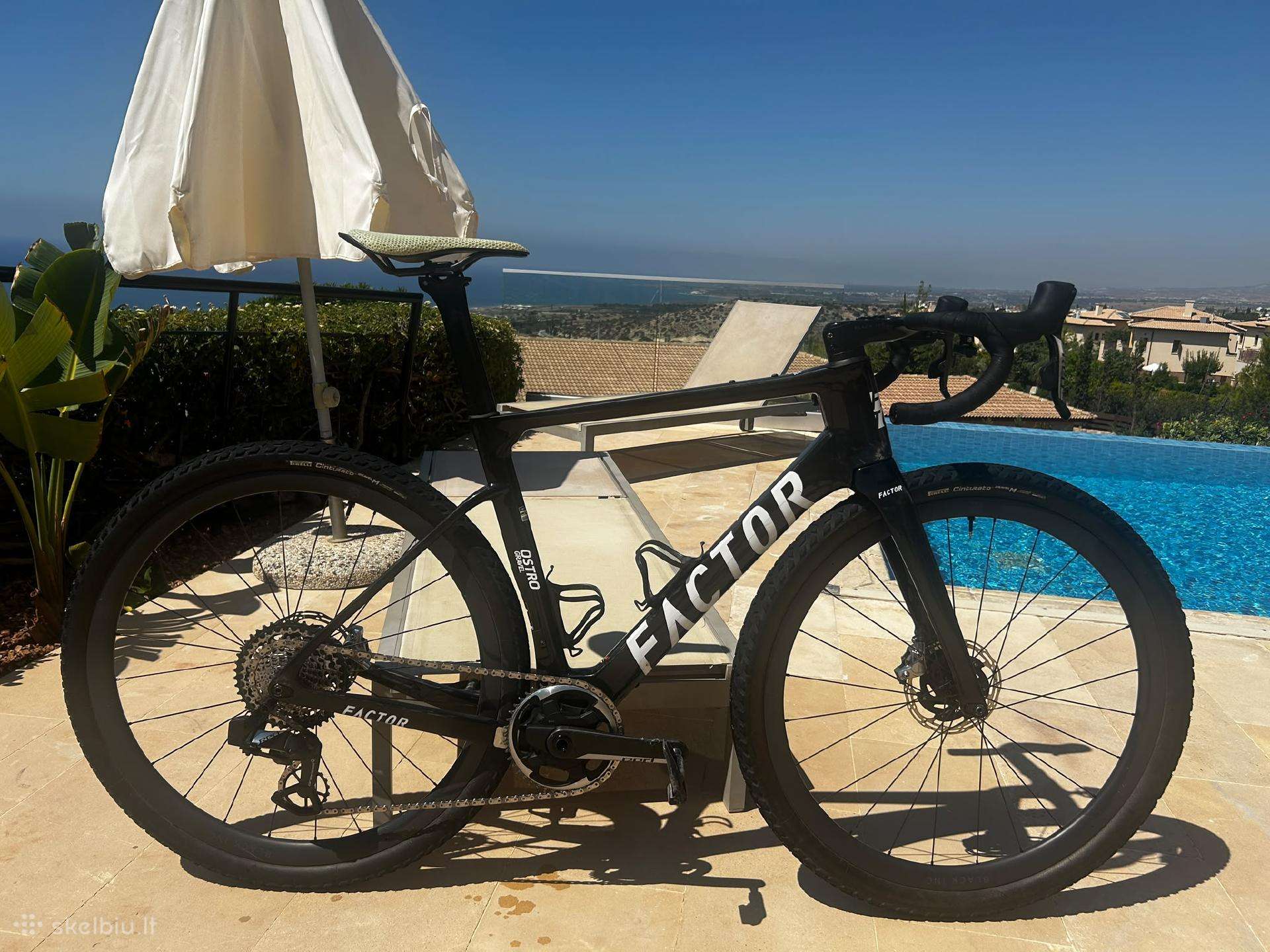 Factor Ostro Gravel - Sram Red XPLR w/ Power Meter