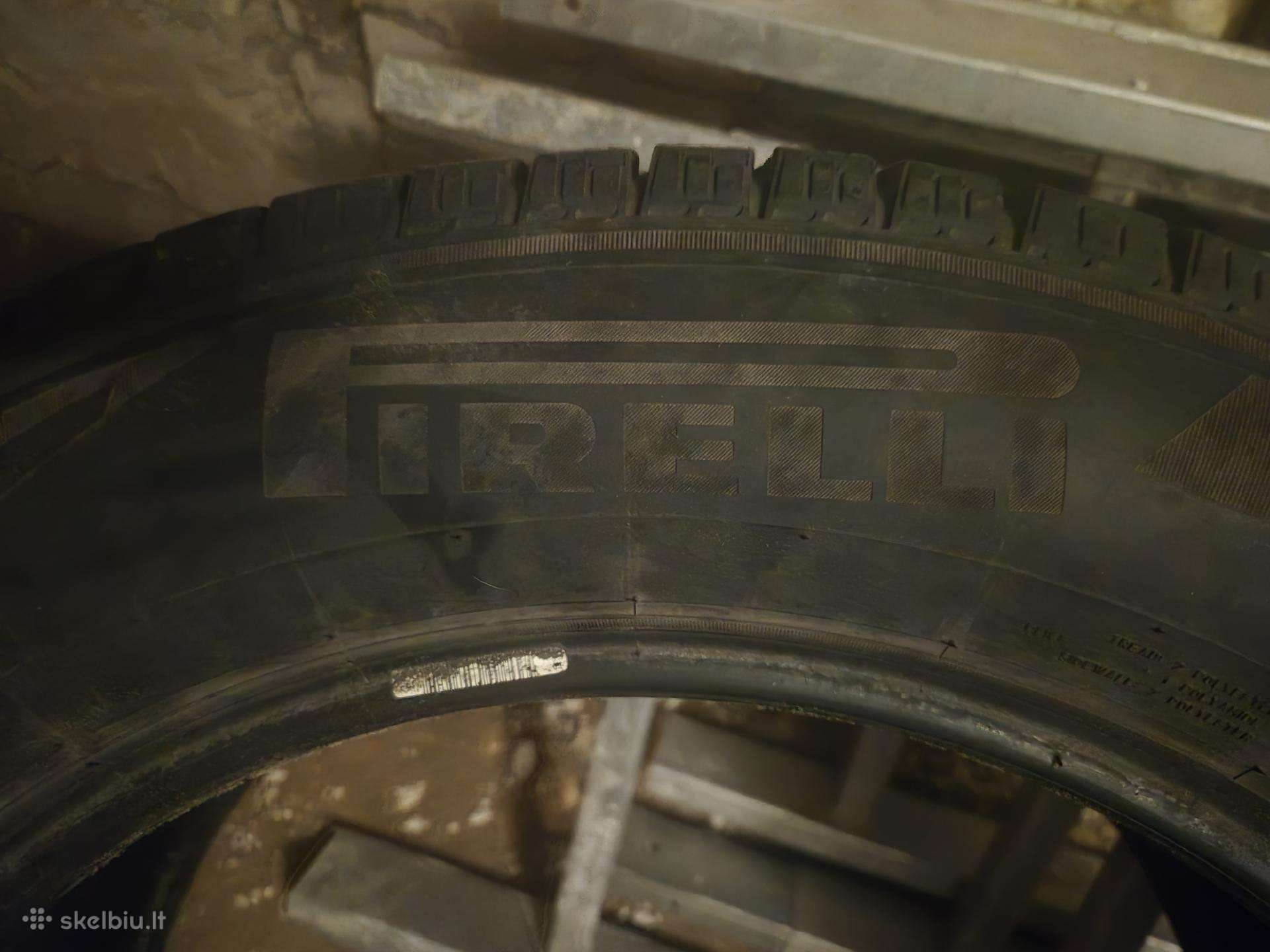 Padangos Purelli 235/60/r18 4 vnt