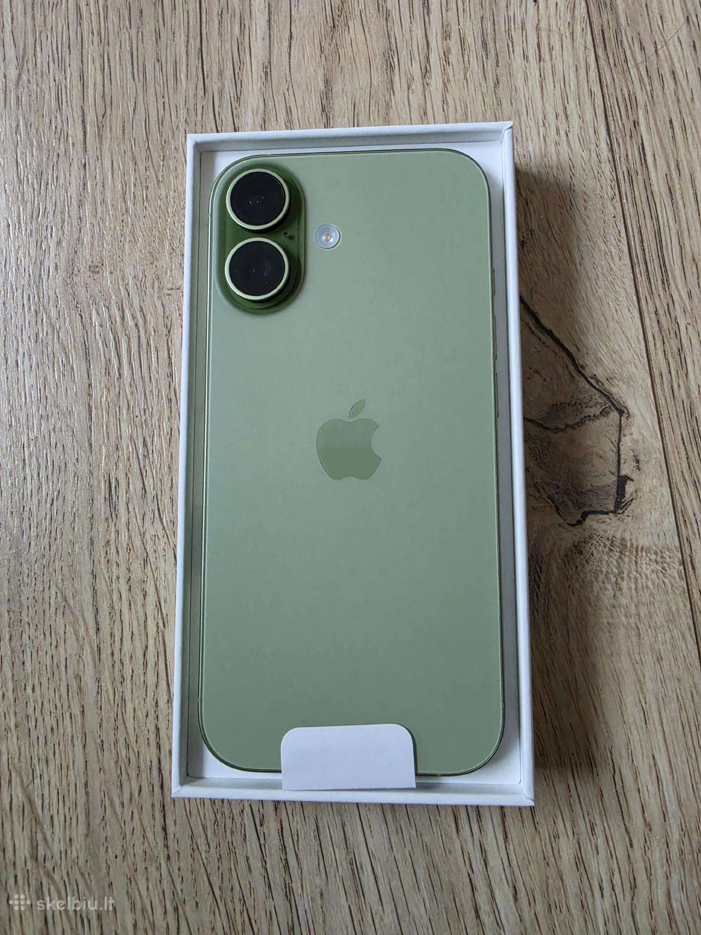 iPhone 17