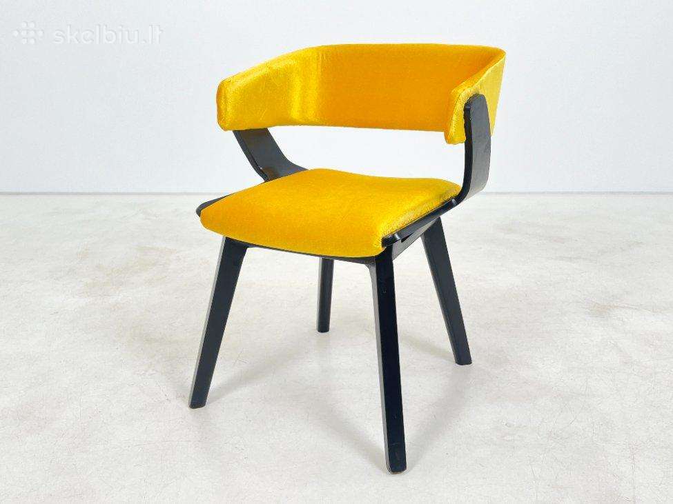 Mid century krėslas su geltonu veliūru
