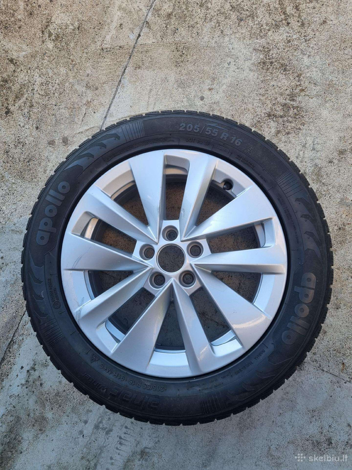 Lietas ratlankis su padanga Audi, škoda