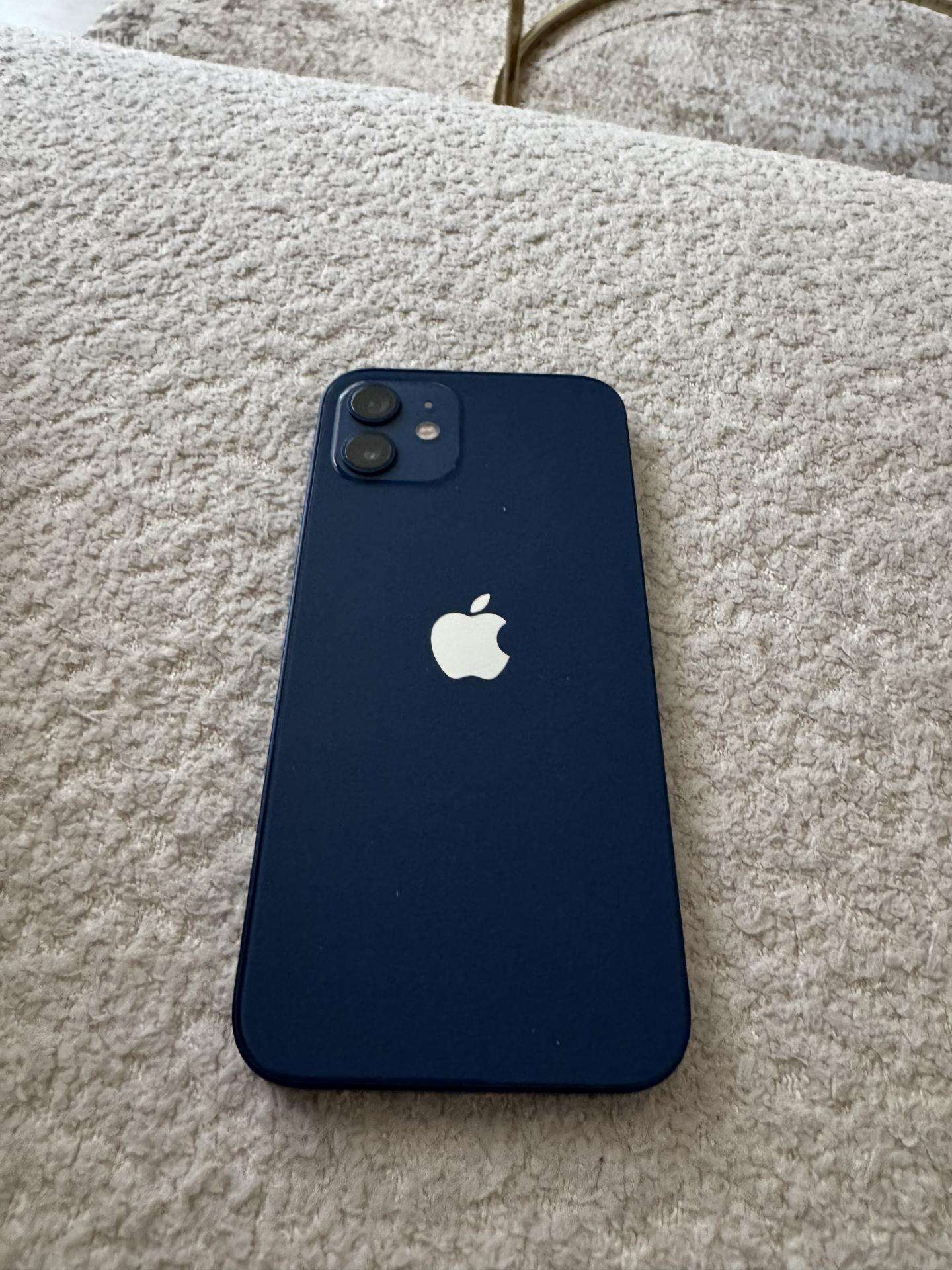 iPhone 12, 64 GB idealaus stovio