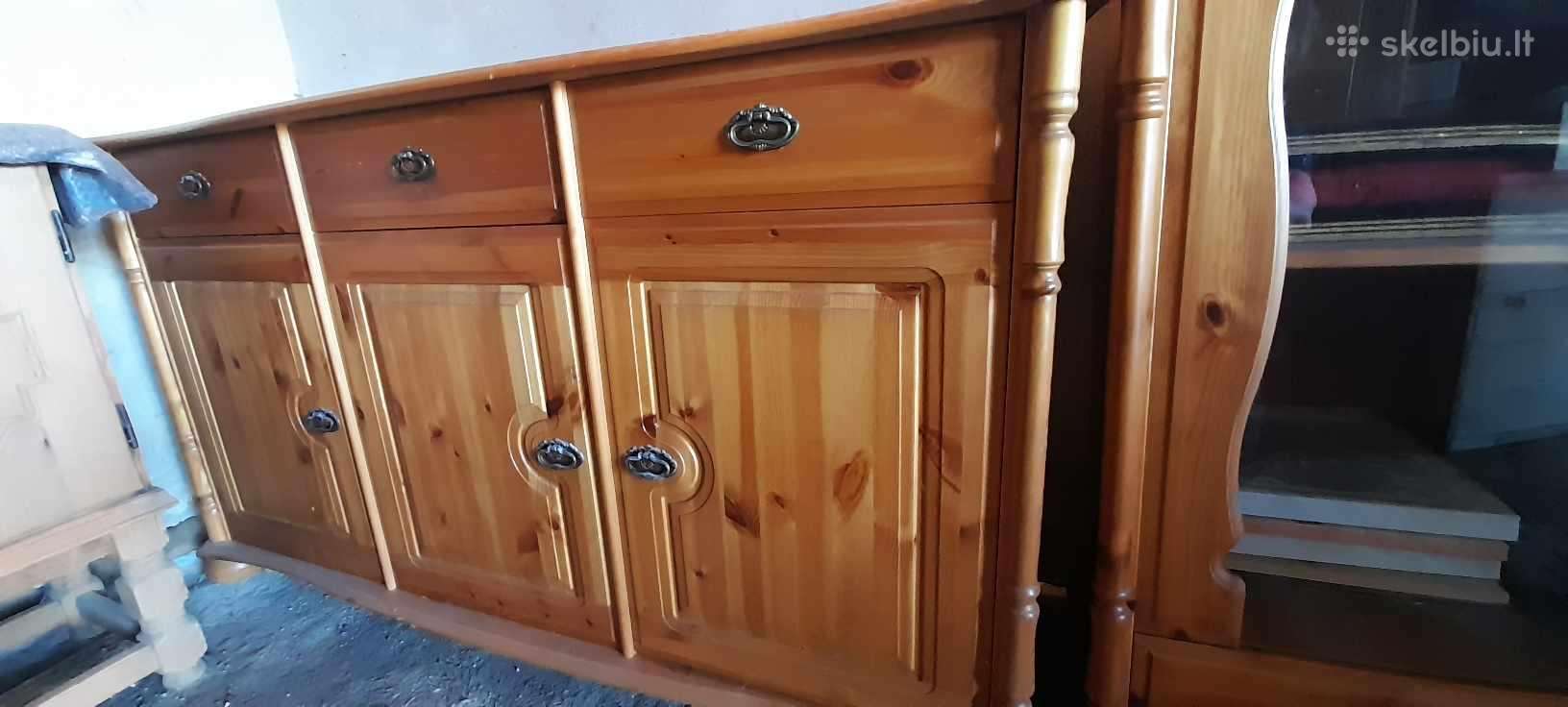 Pušinė komoda/spintelė