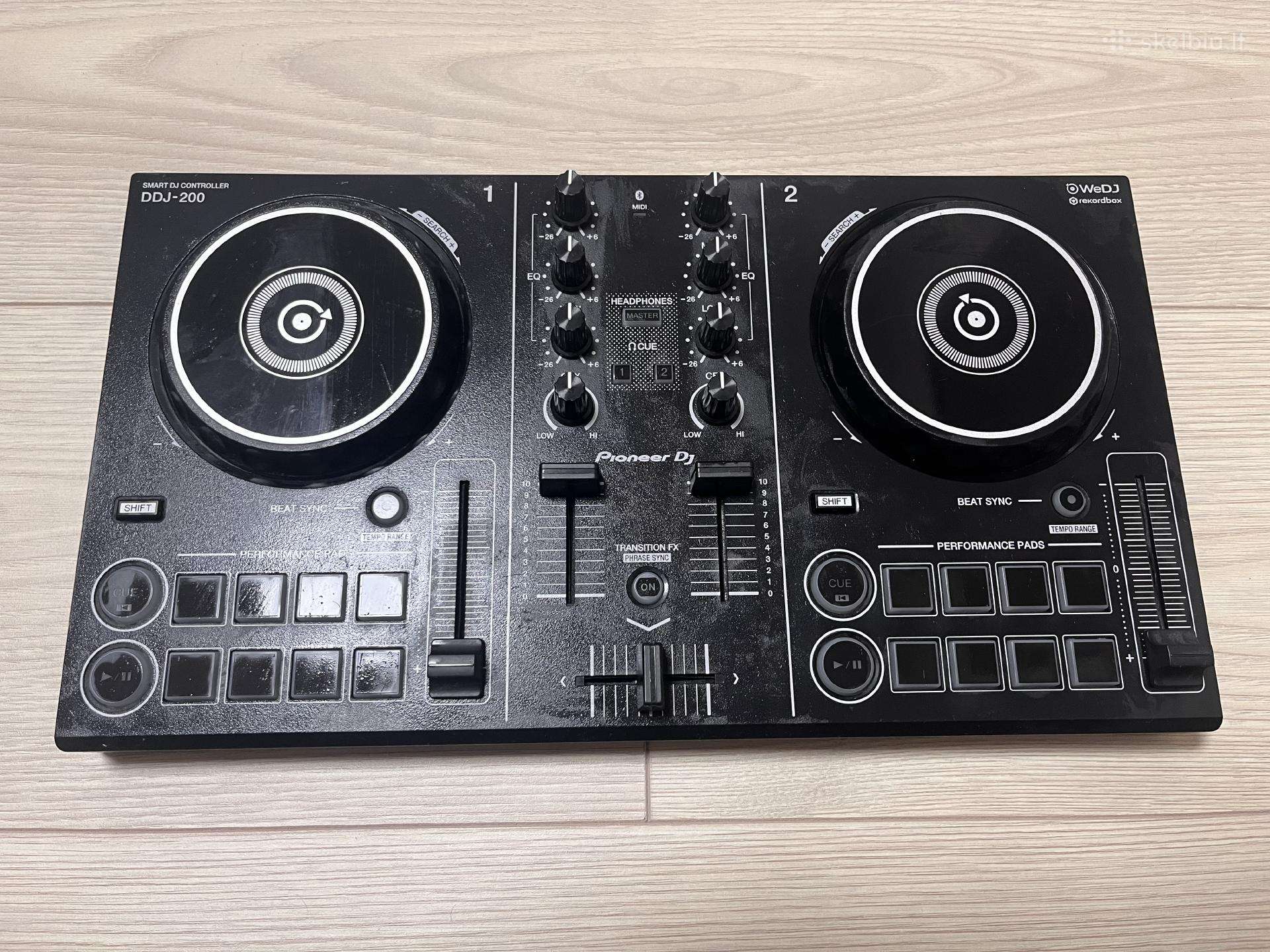 Pioner Ddj-200 Dj pultas