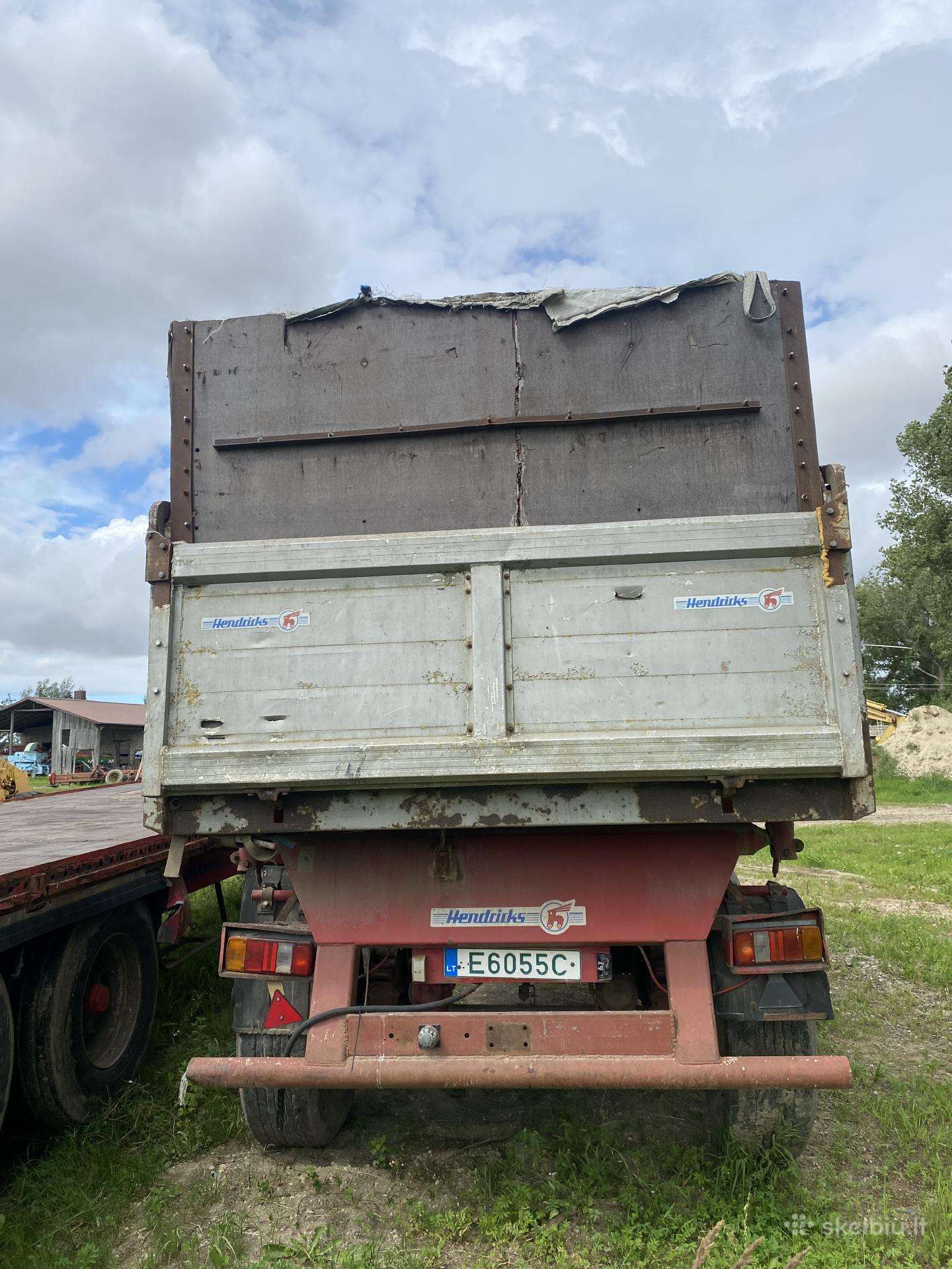 -Kita-, dropside