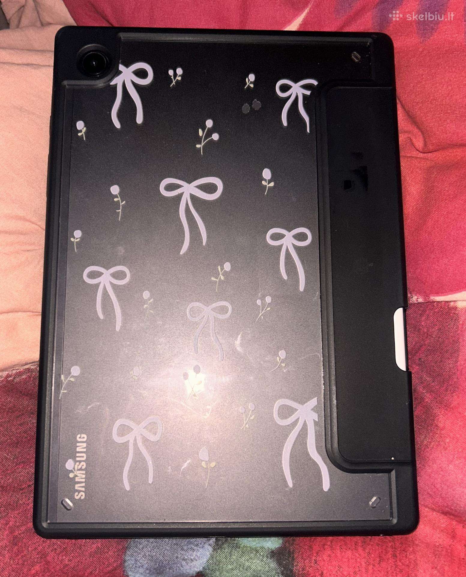 Parduodama plančetė Samsung galaxy tab a8
