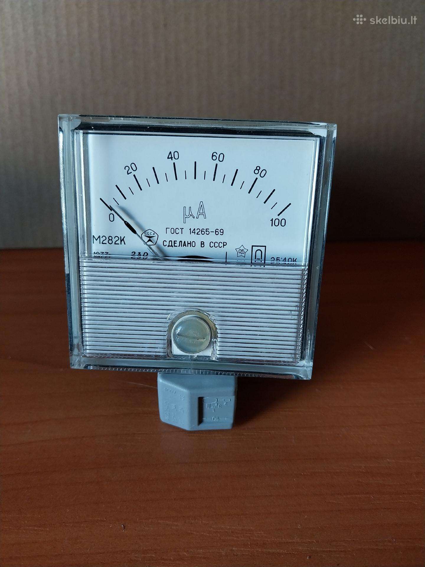 Kontaktinis magnetoelektrinis mikroampermetras