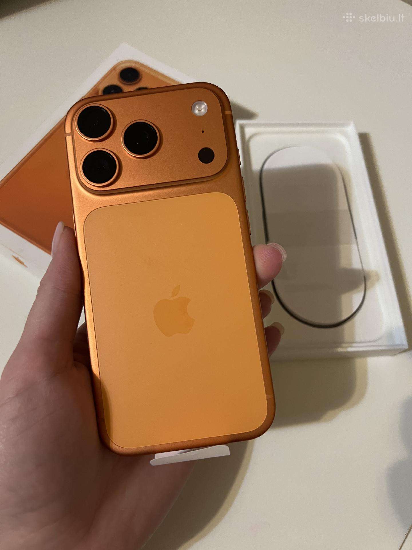 iPhone 17 pro 256gb