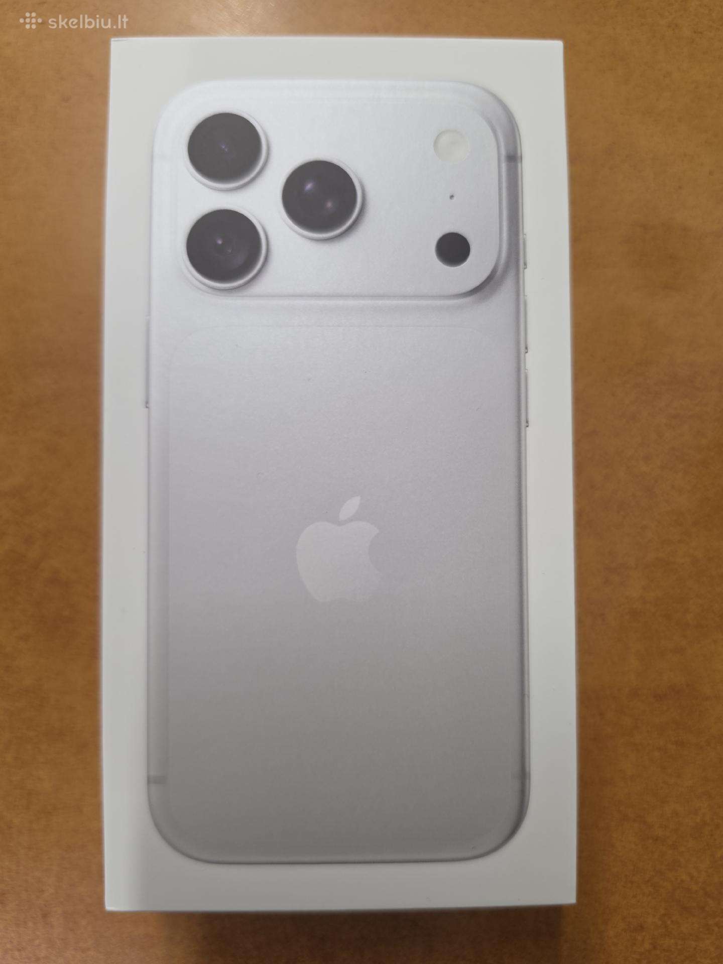 iPhone 18 Pro silver,black,burgundy