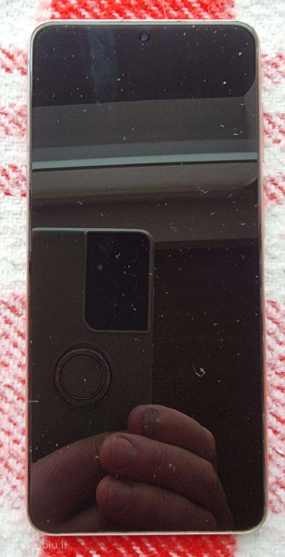 Samsung Galaxy S21 tik 99e