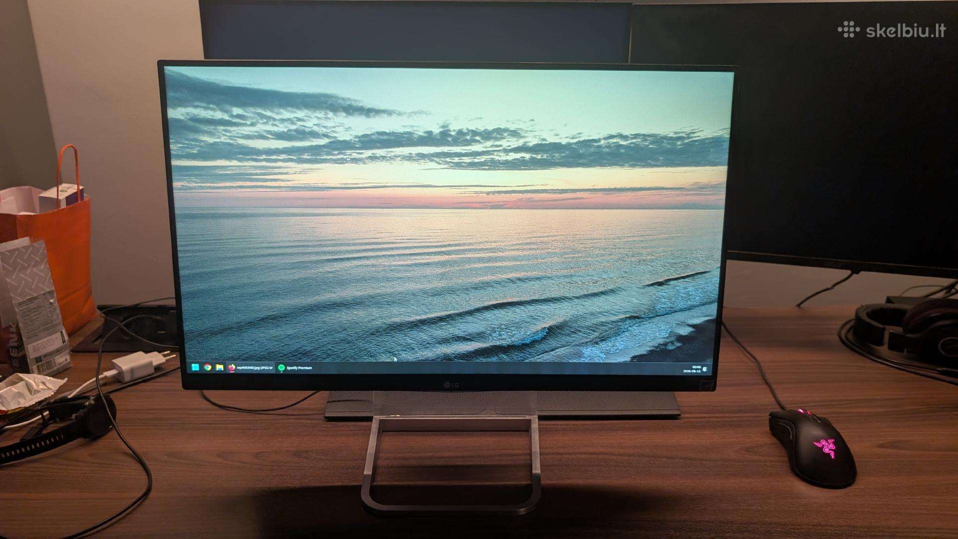 Monitorius 24 coliu Lg24mp77hm-p