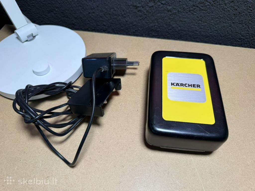 Karcher akumuliatorius 18 V 2.5ah ir kroviklis