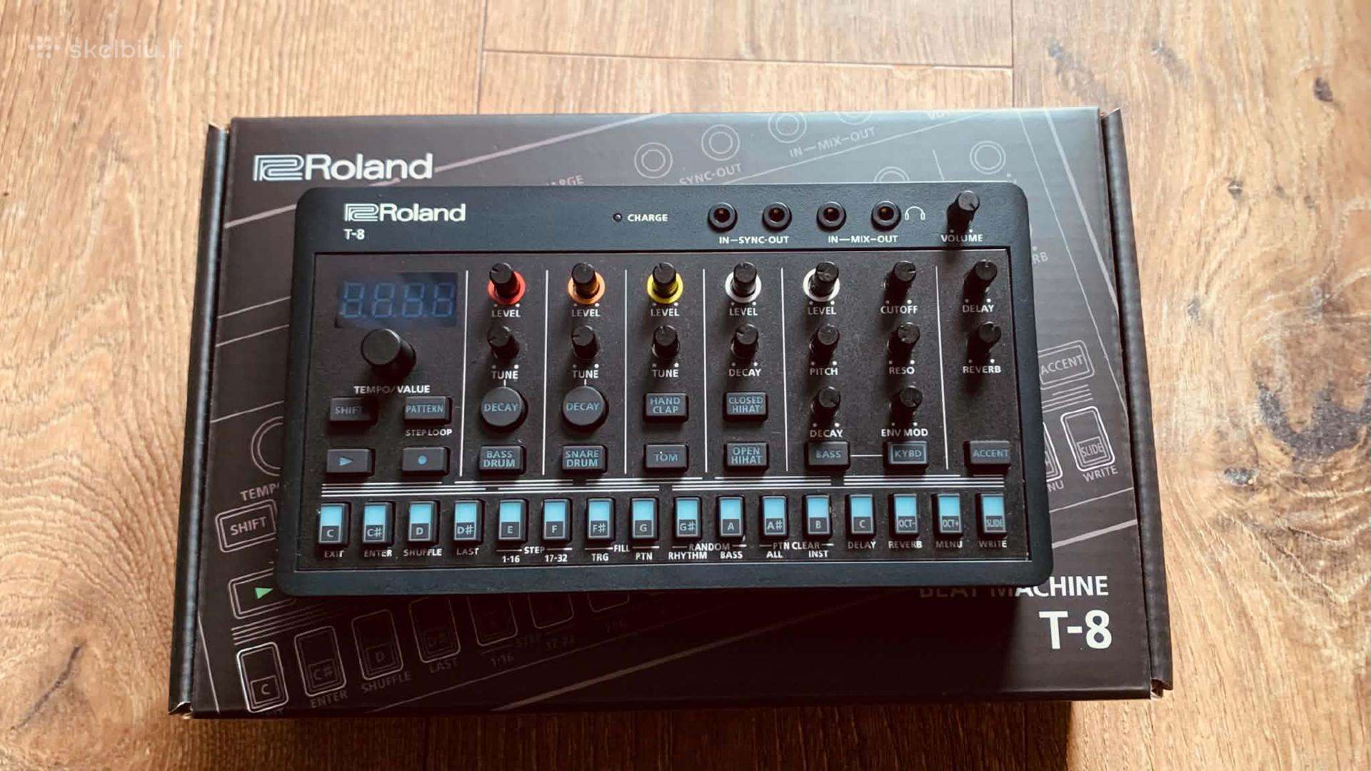 Roland T-8