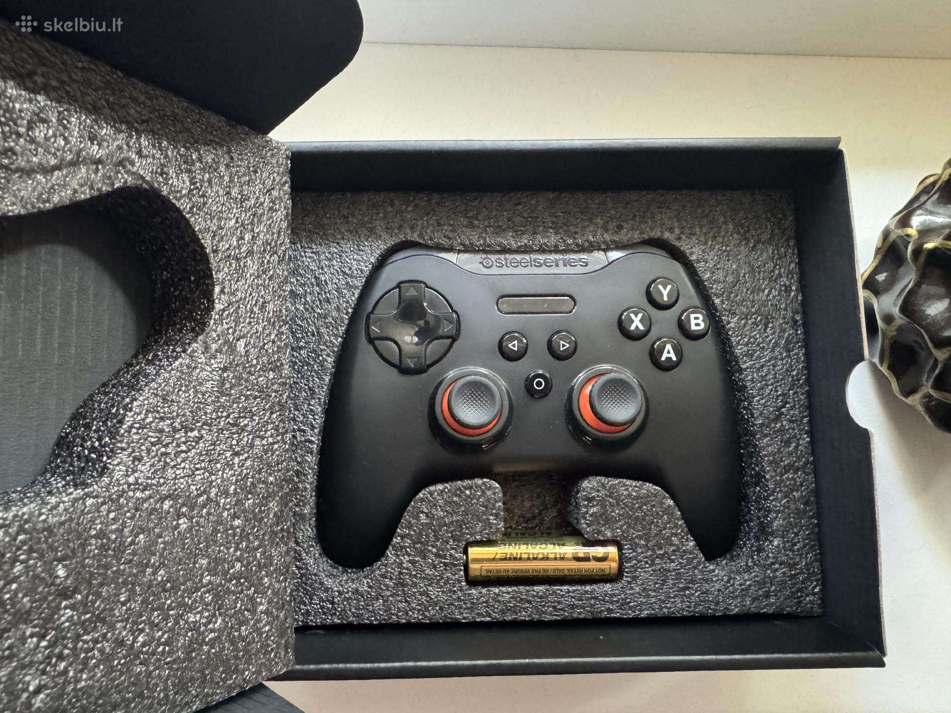 Steelseries Stratus XL