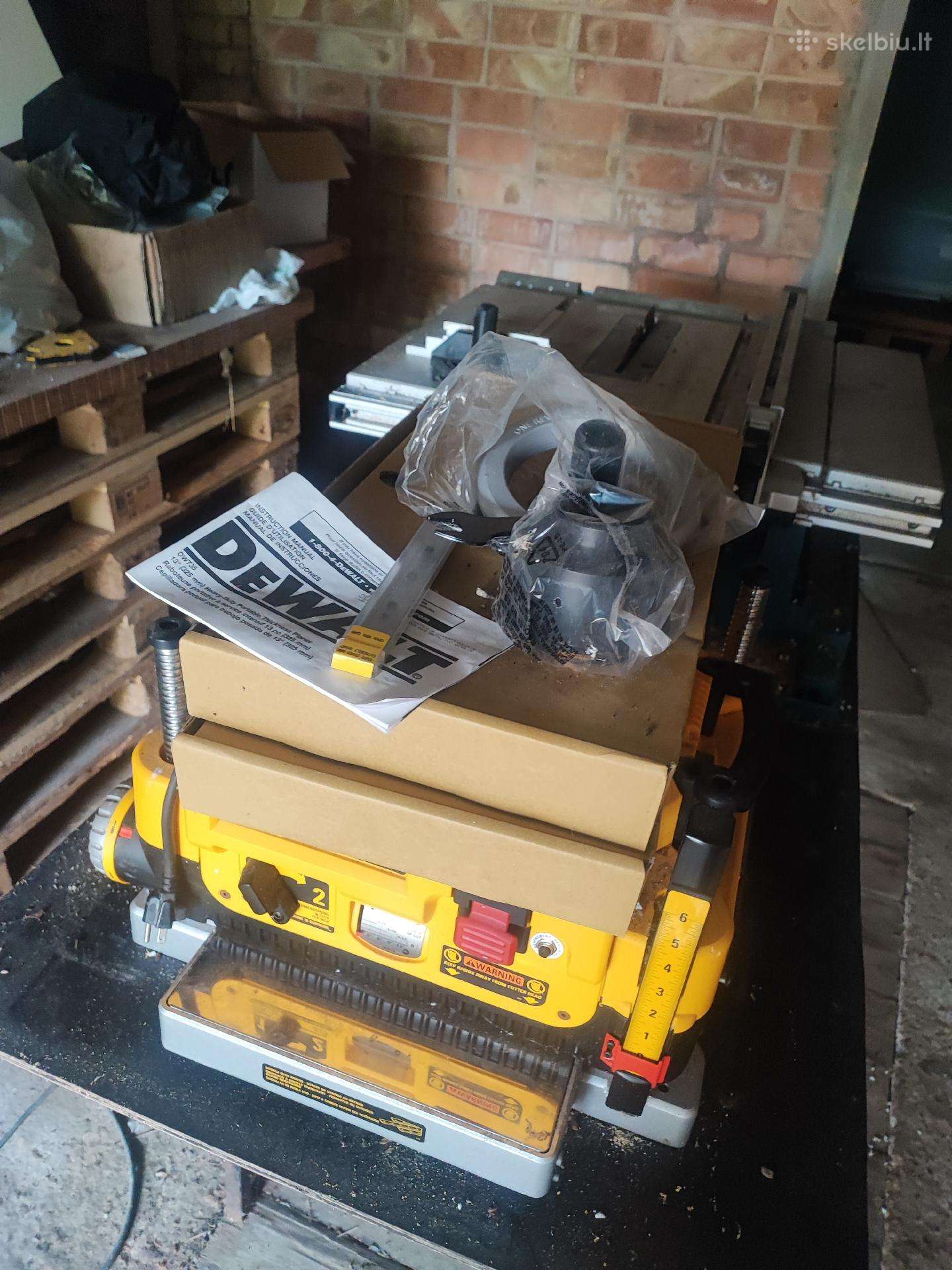 Dewalt Dw735