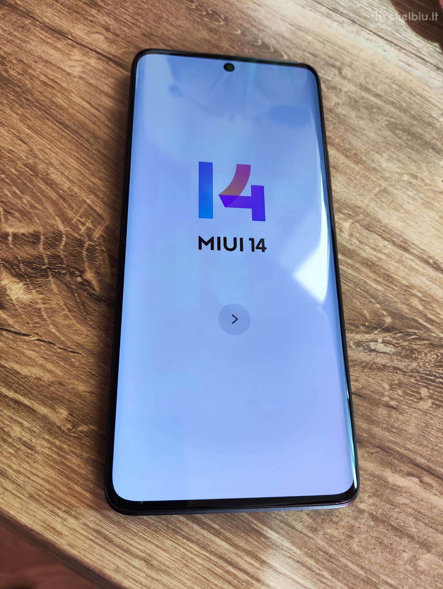 Xiaomi Redmi note 13 pro+
