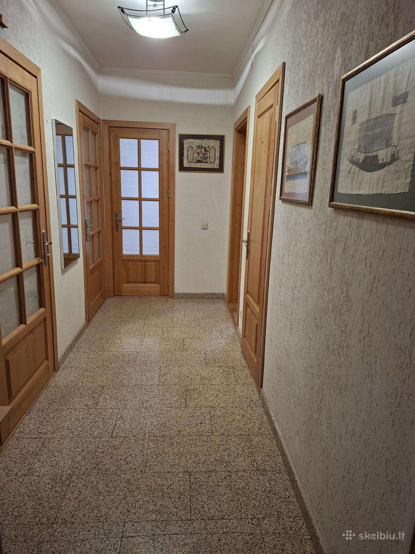Išnuom. 3 kamb.butas ,pigus šildymas vilties g.3