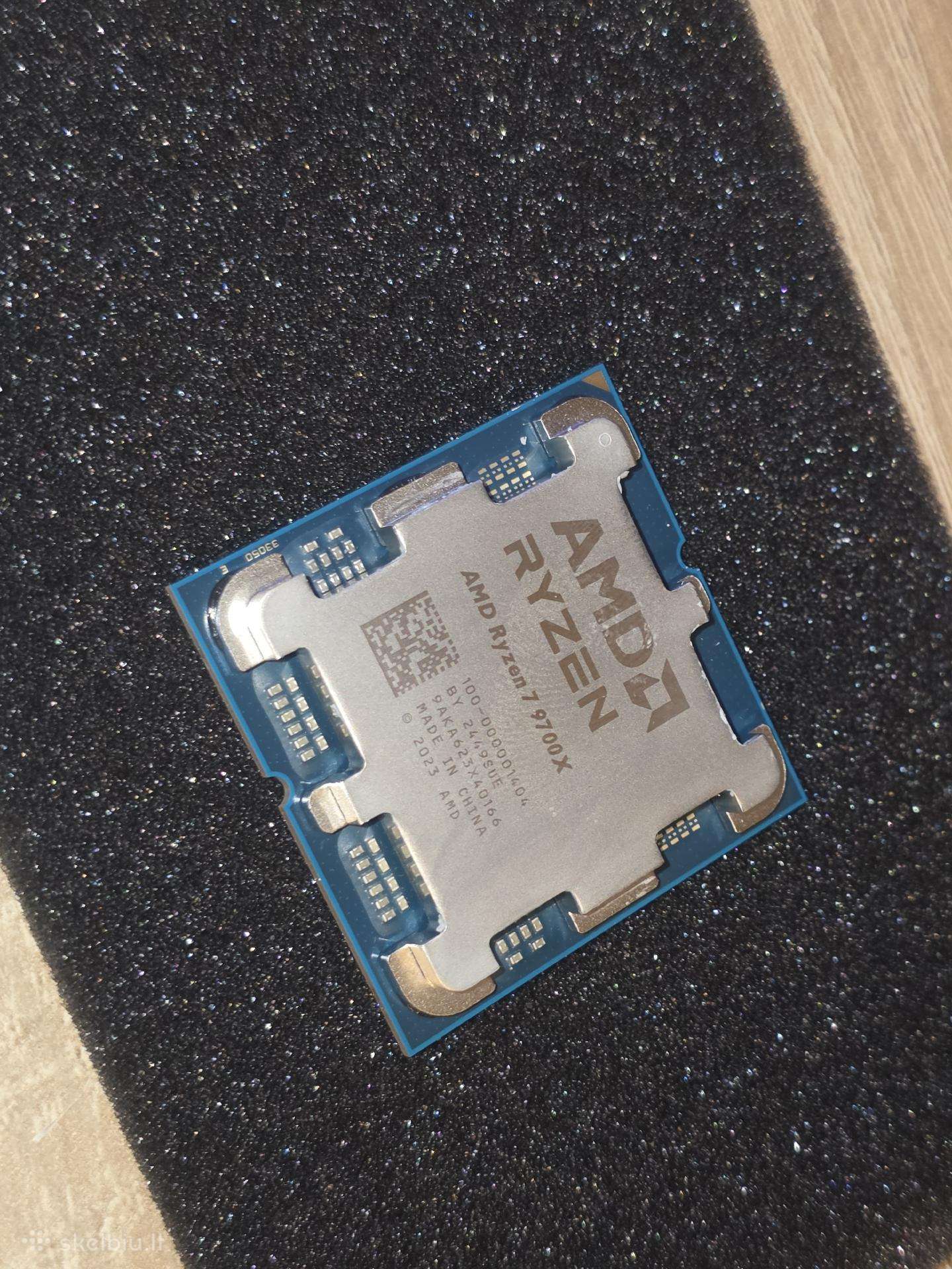 Ryzen 7 9700x