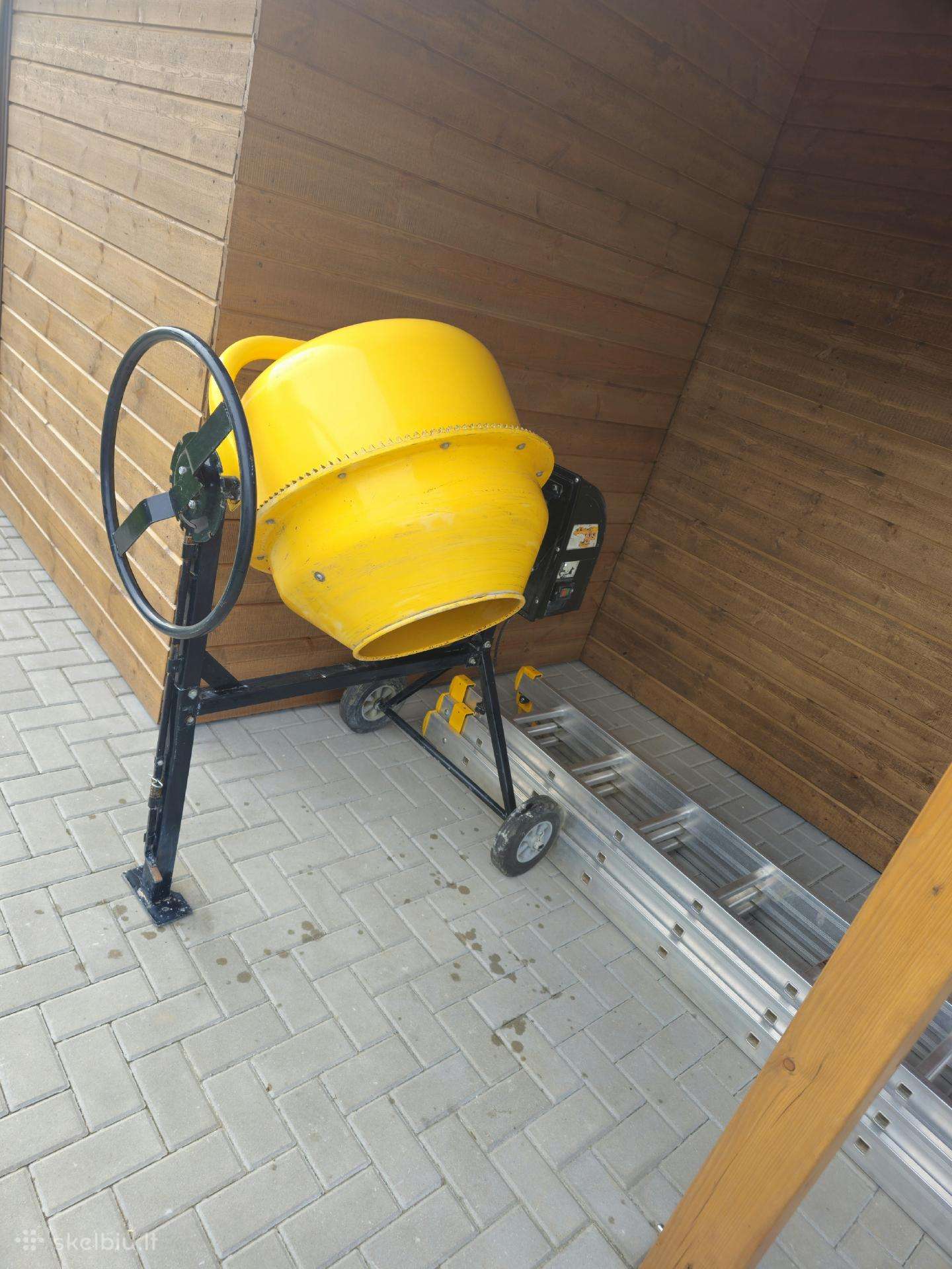 Betono maišyklė praktiškai nauja.