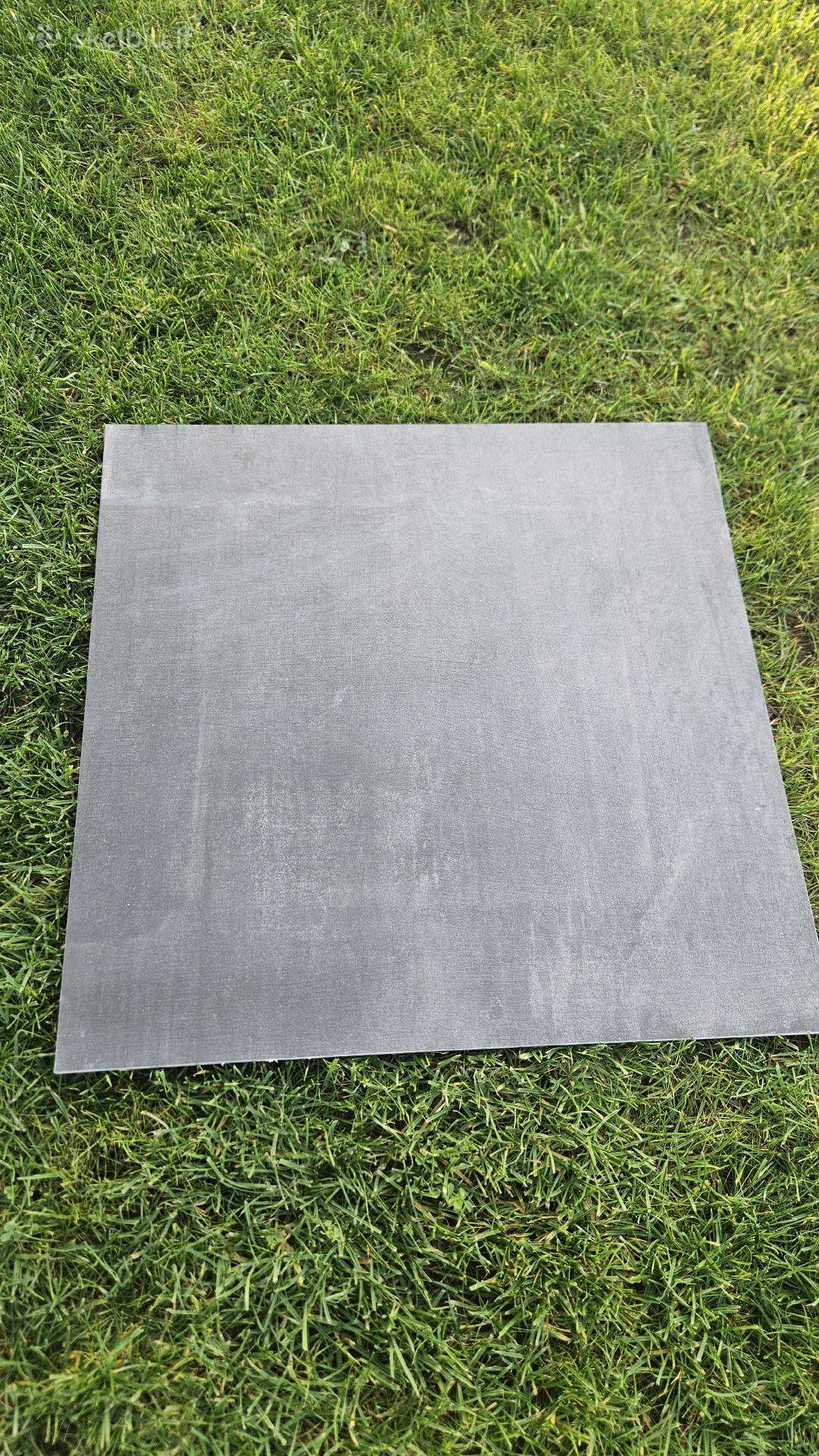 Akmens masės plytelės 60x60
