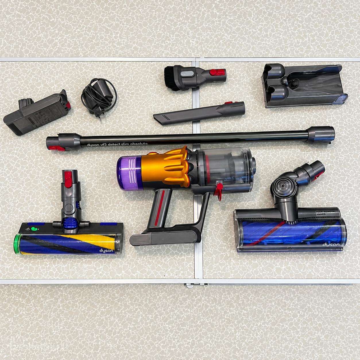 Dyson V12 Detect Slim Absolute