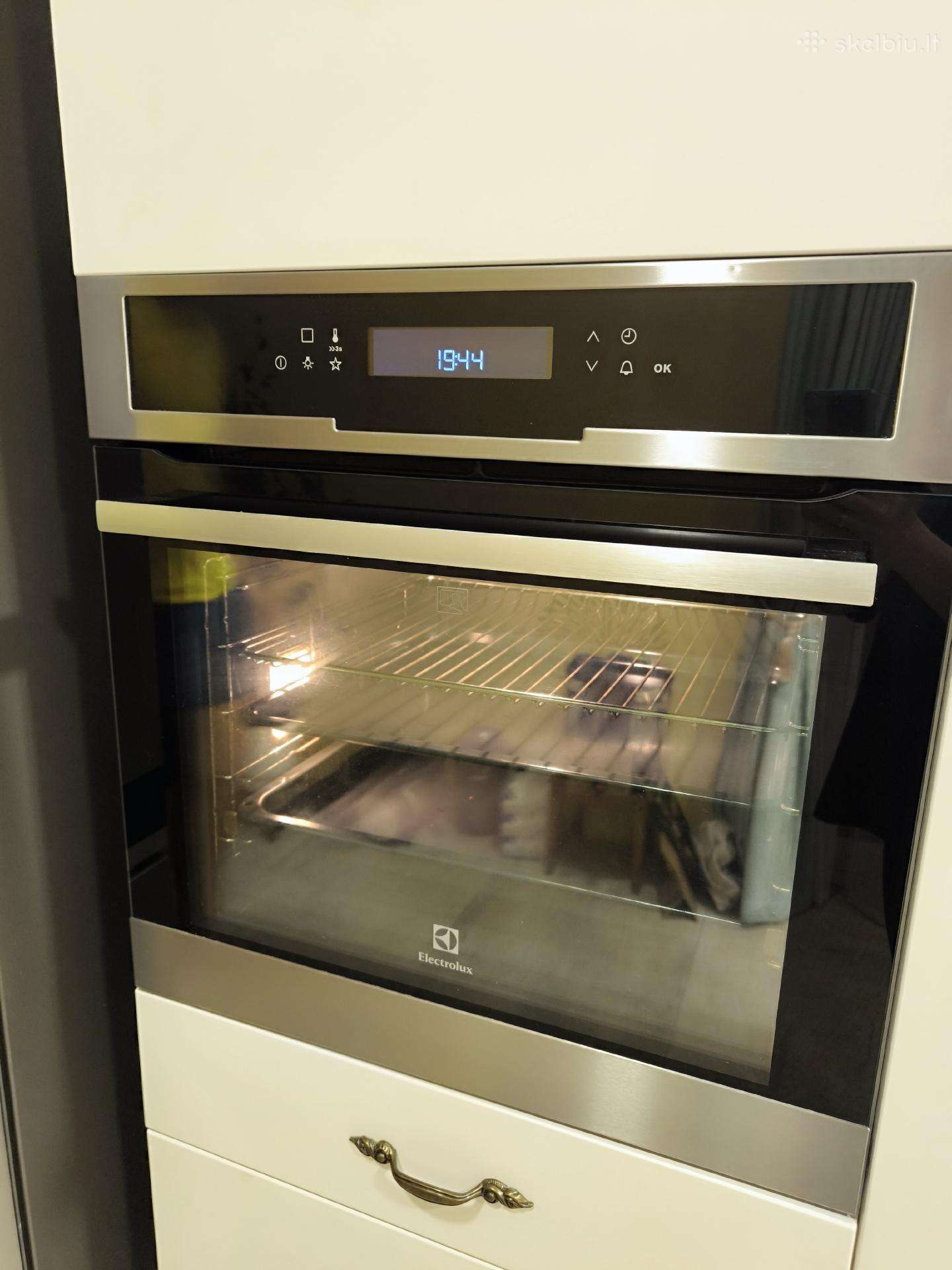 Įmontuojama orkaitė Electrolux