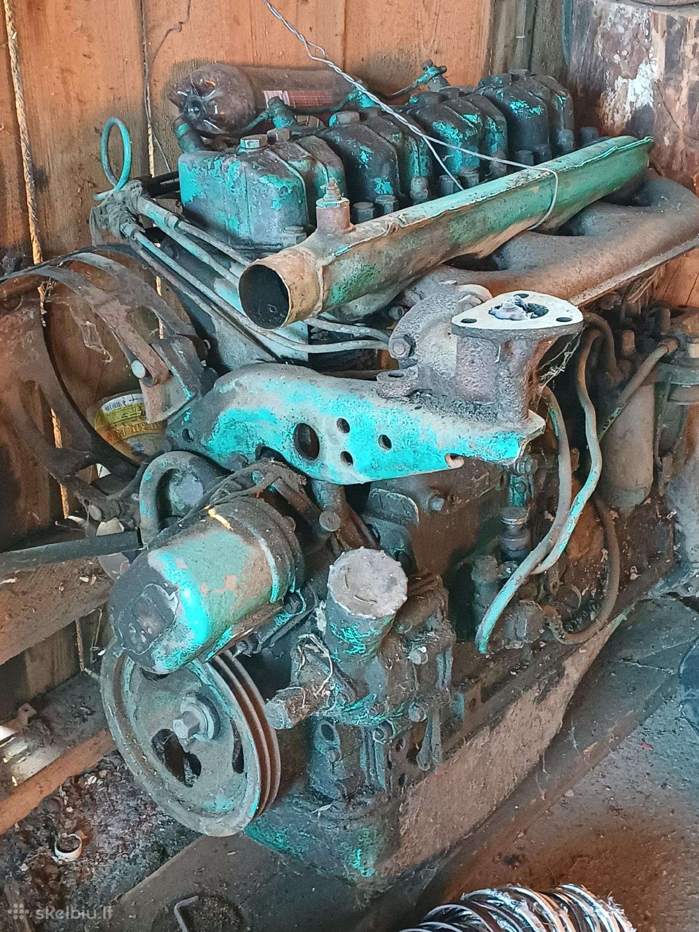 Traktoriaus T40 variklis