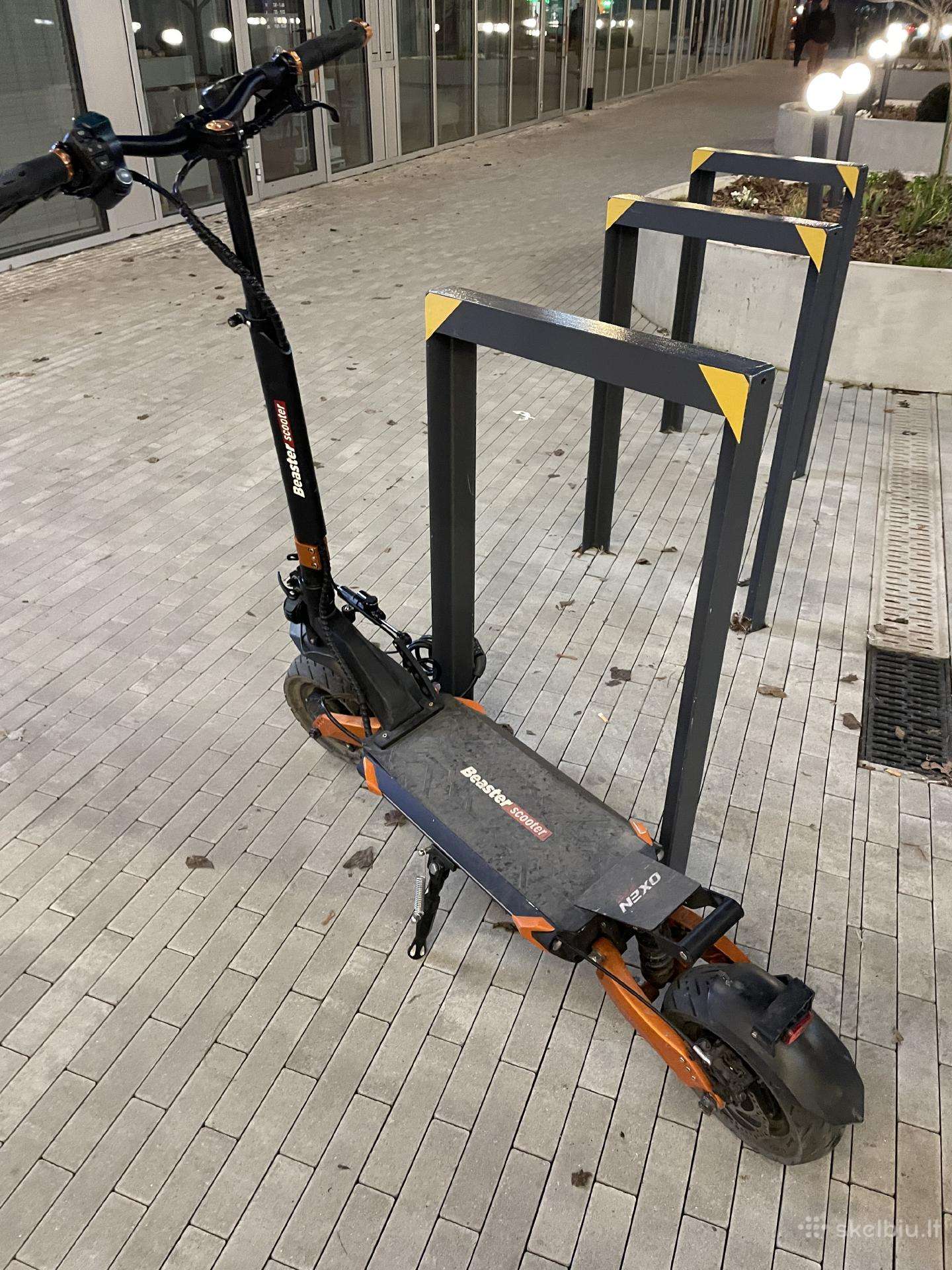 Beaster Scooter Oxen Pro su šakes defektu