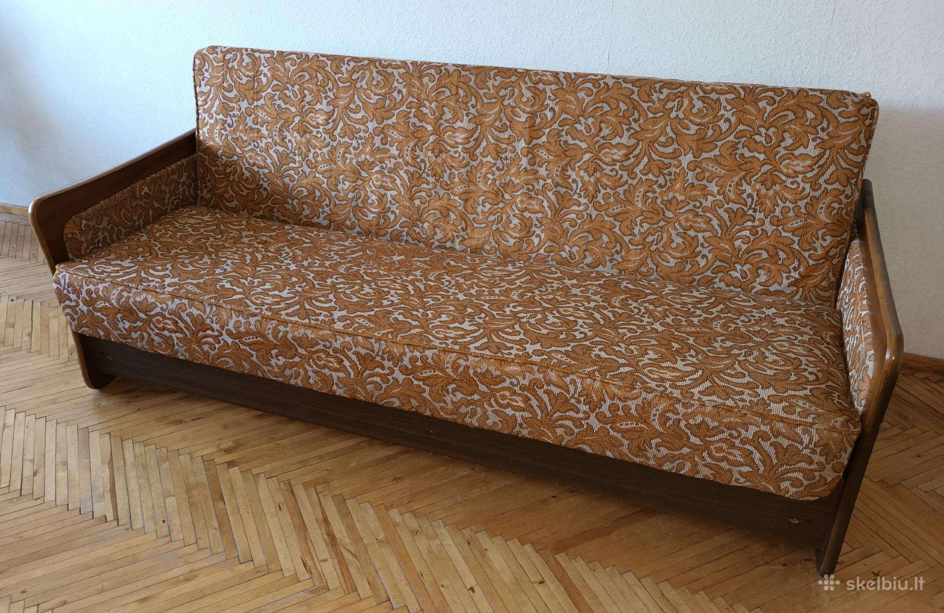 Sofa-lova su patalynės dėže