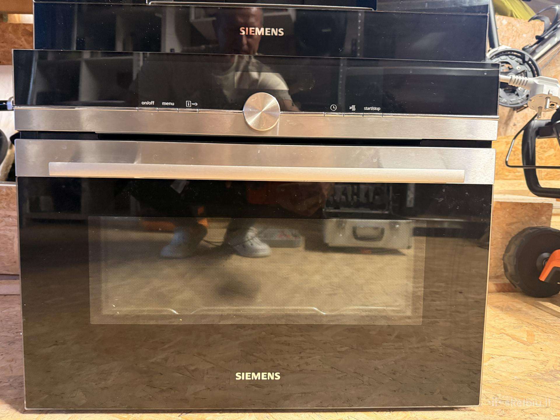 Įmontuojama mažesnė orkaitė Siemens