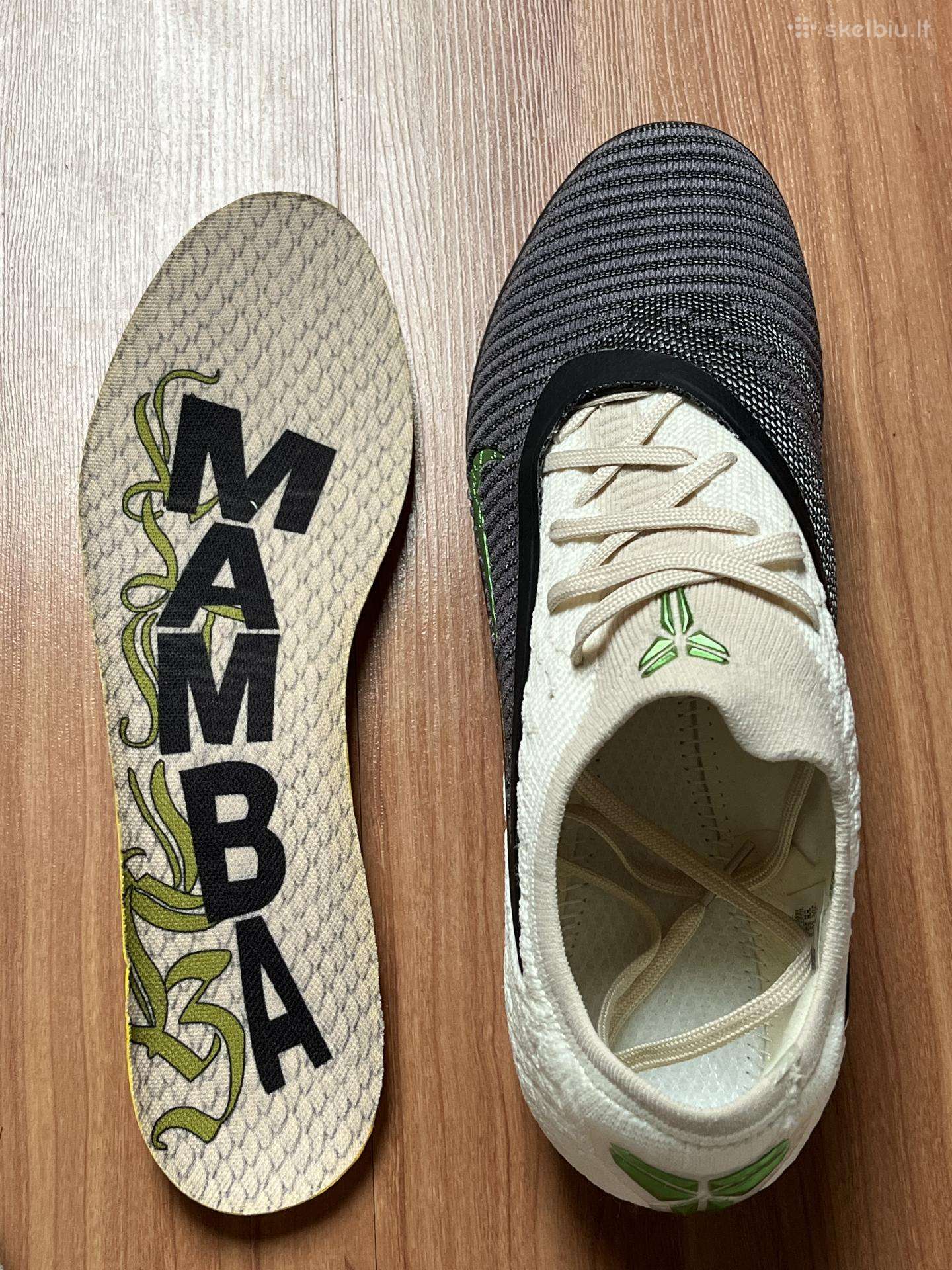 Futbolo bateliai 45,5