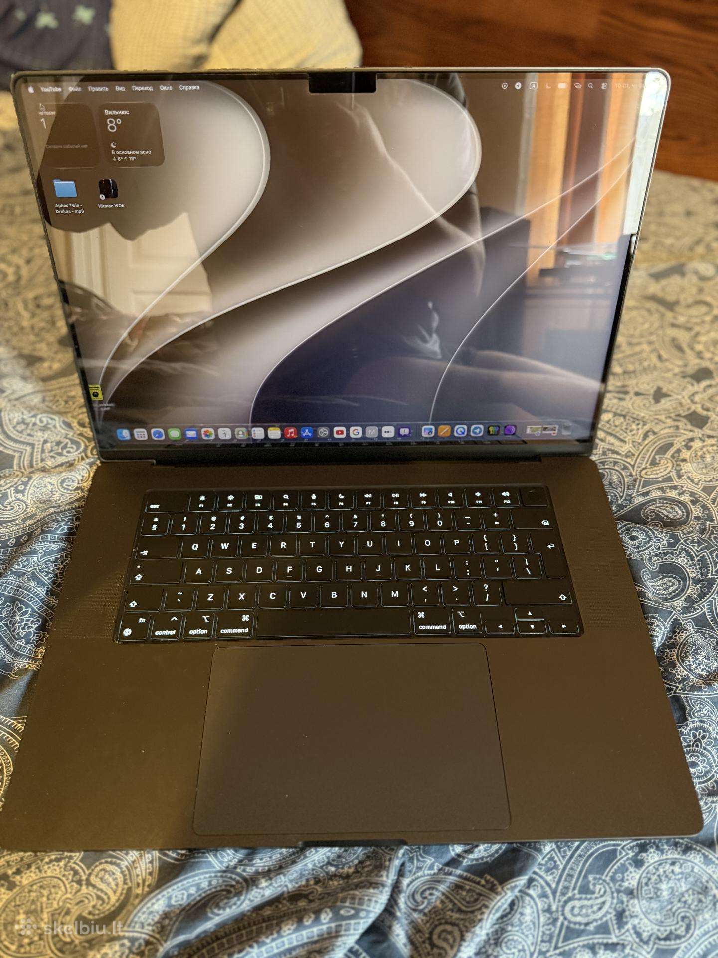 Parduodu MacBook pro m4 max 16,2 36gb/1tb 14cpu
