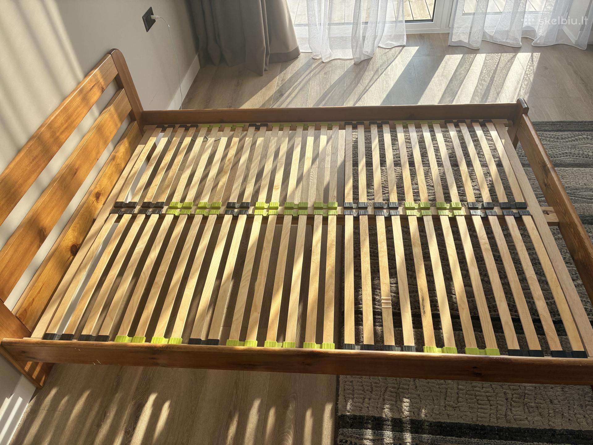 Lova 140 cm