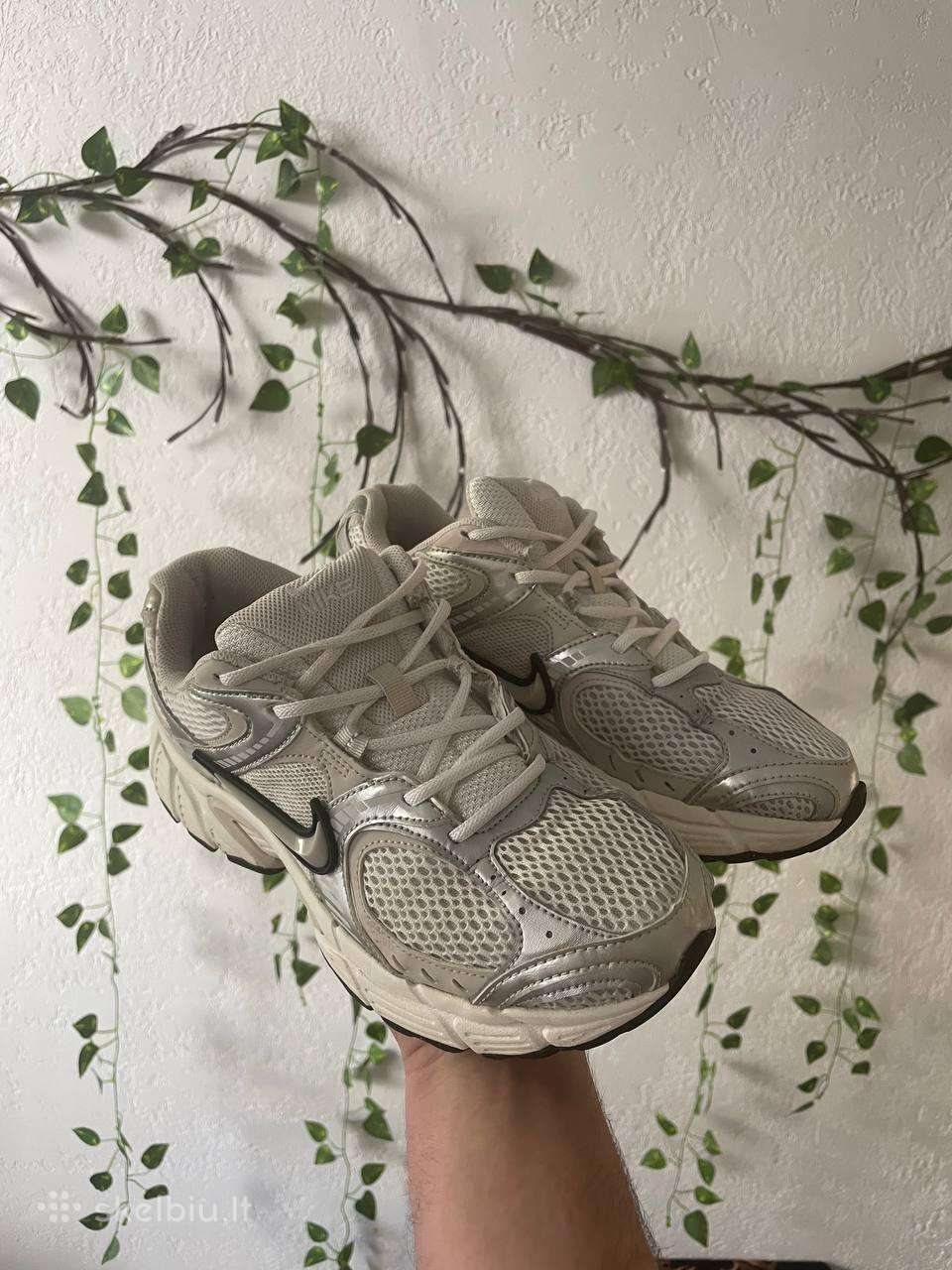 Nike V5 rnr shoes