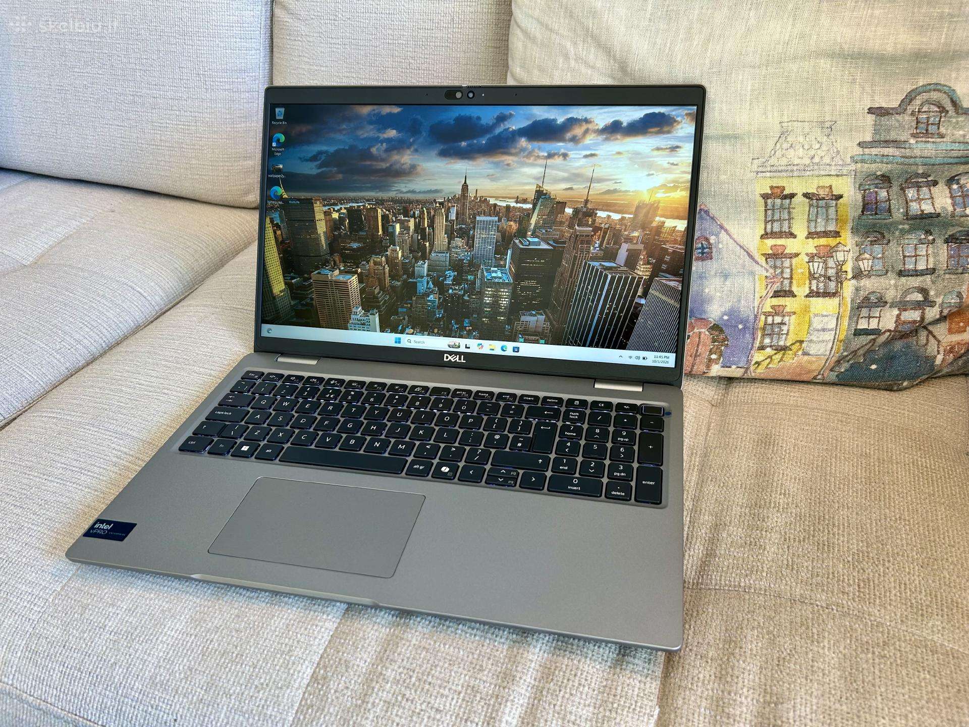 Dell Latitude 5550, Core Ultra 5 135u, 16gb, 512gb