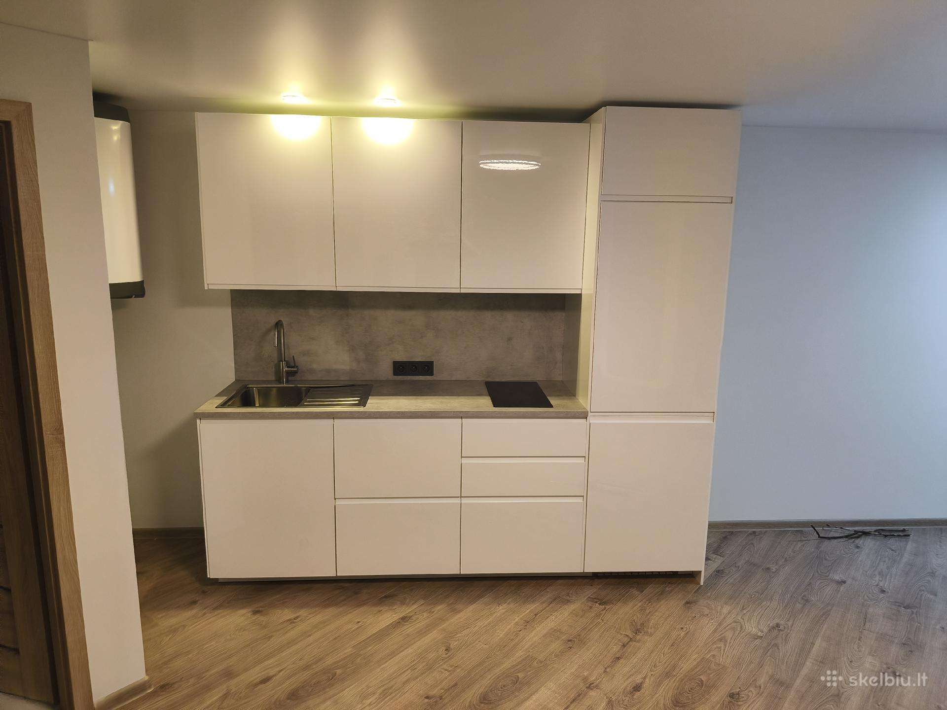 Ikea baldų montavimas