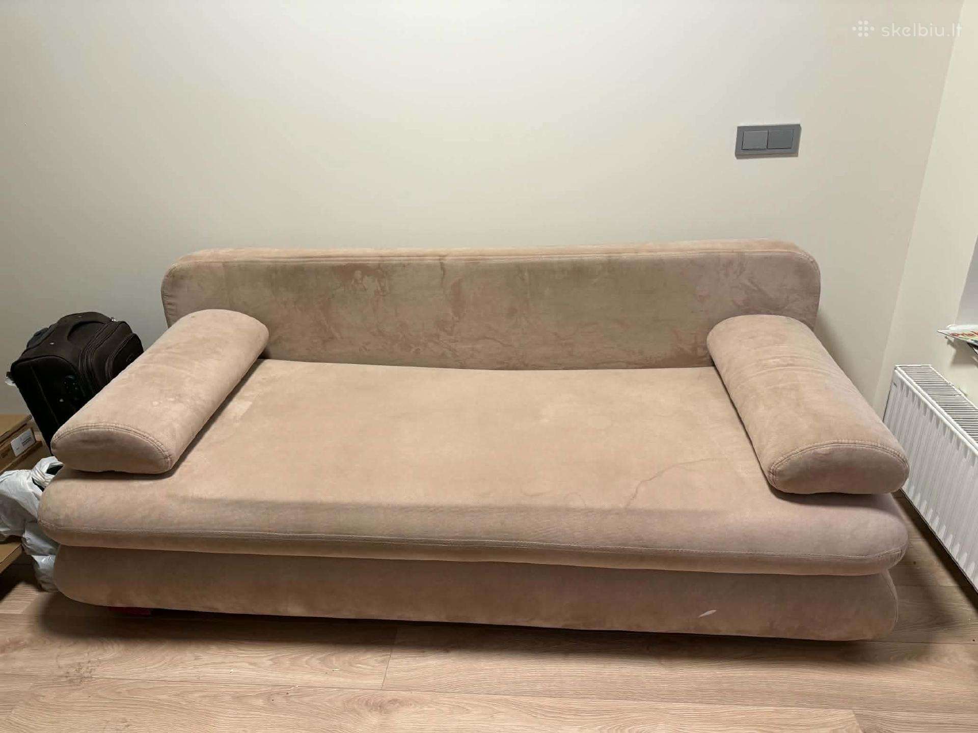 Atiduodama Sofa-lova