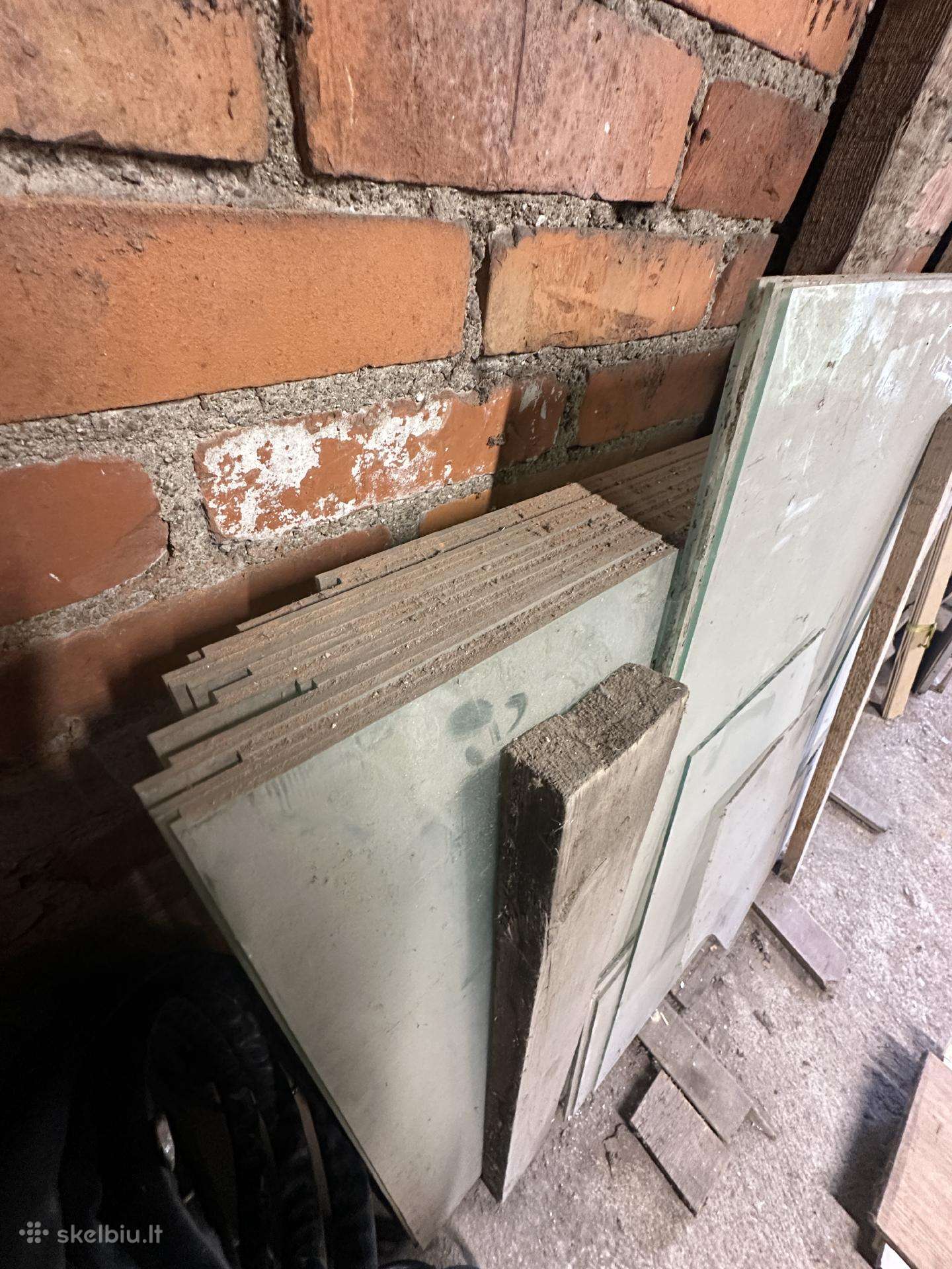 Stiklas 4mm